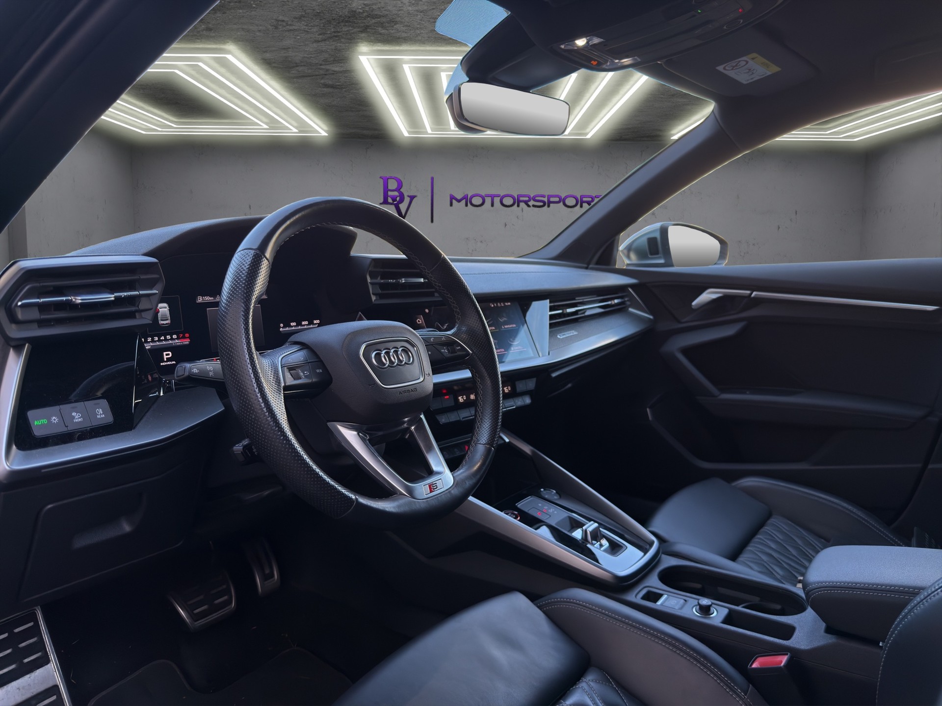 AUDI S3 Limousine 2.0 TFSI quattro S-tronic-image-1