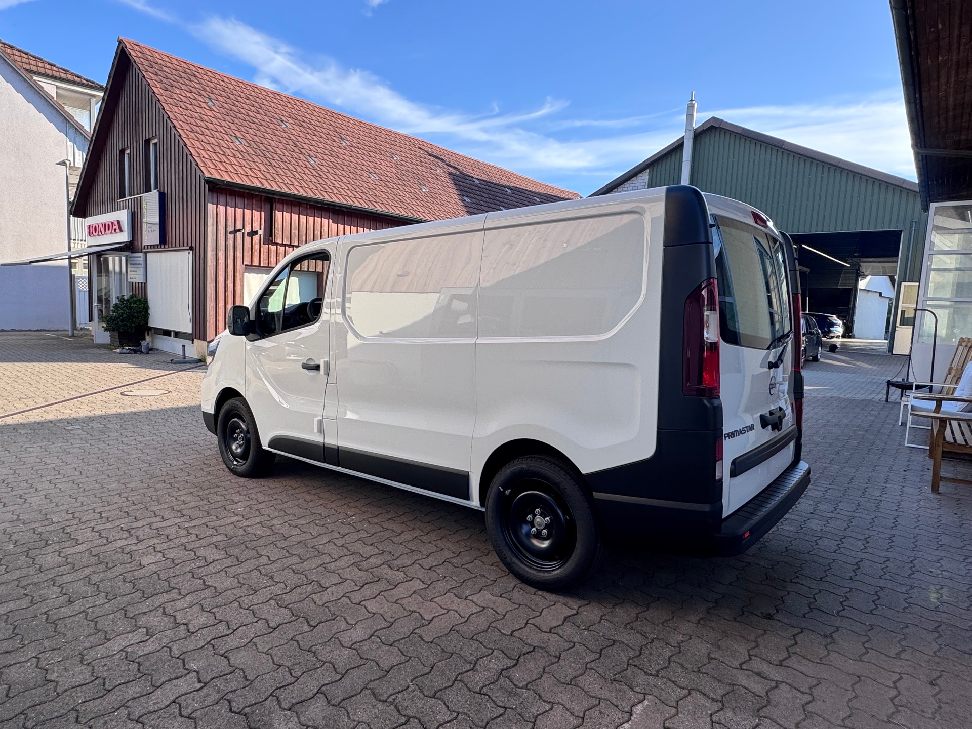 NISSAN Primastar Acenta L1H1 2.8t dCi 110 PS 6MT-image-7