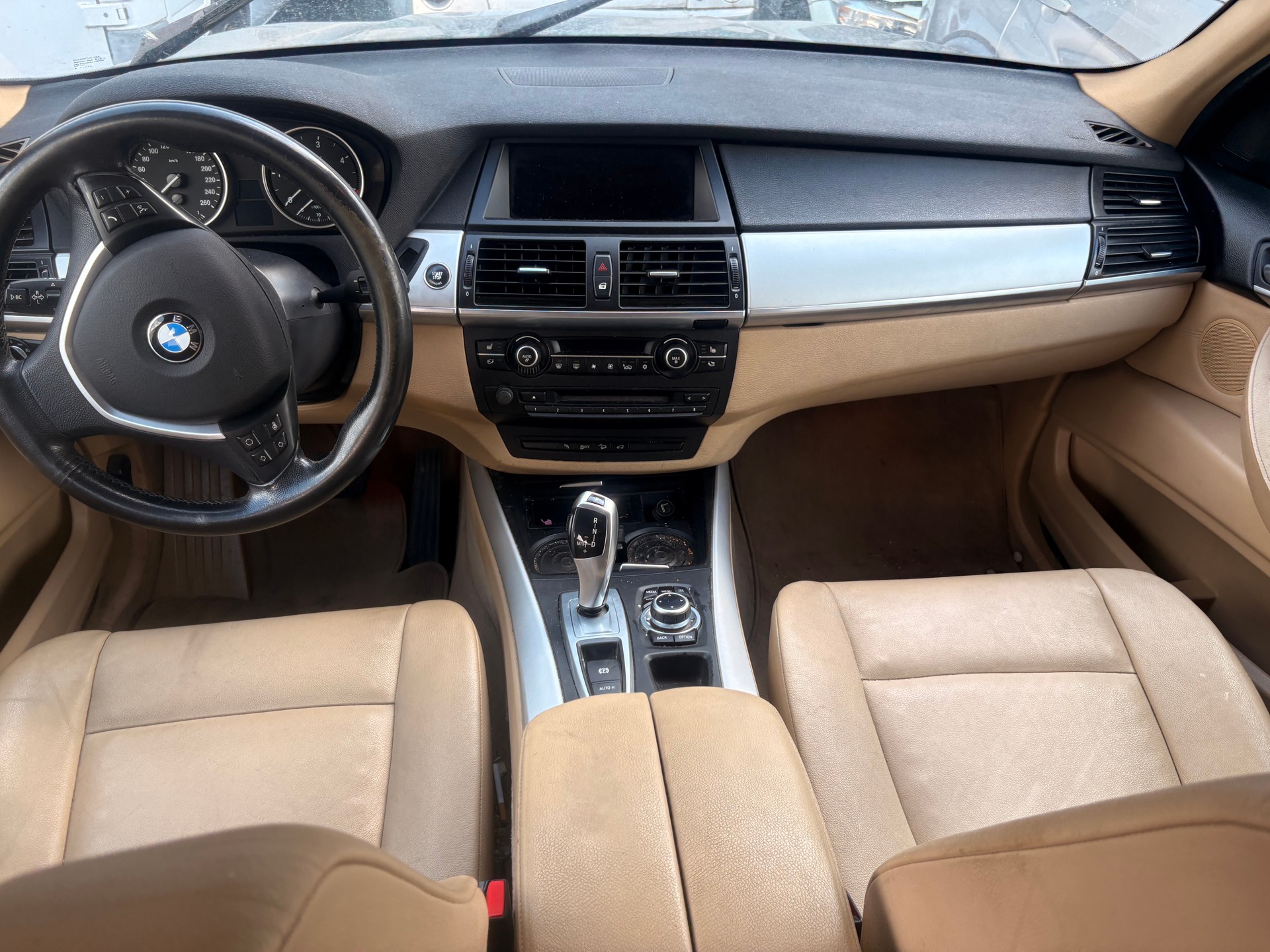 BMW X5 xDrive 30d Steptronic-image-12
