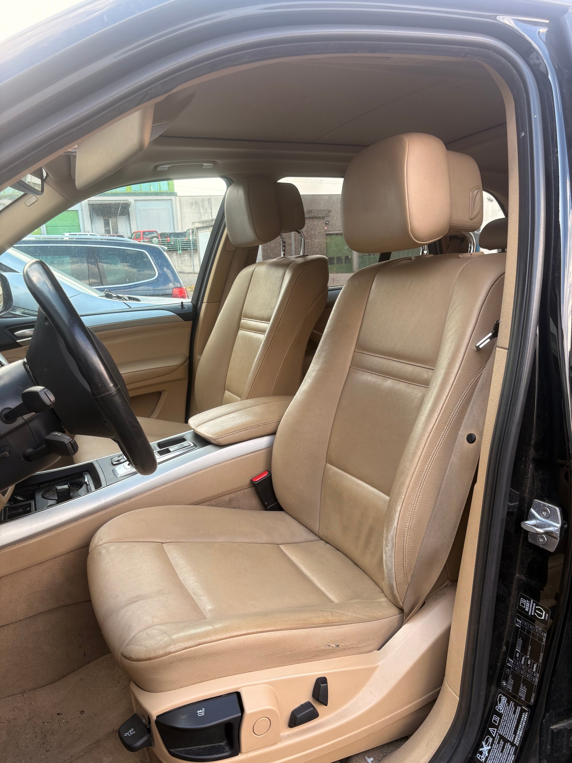 BMW X5 xDrive 30d Steptronic-image-8