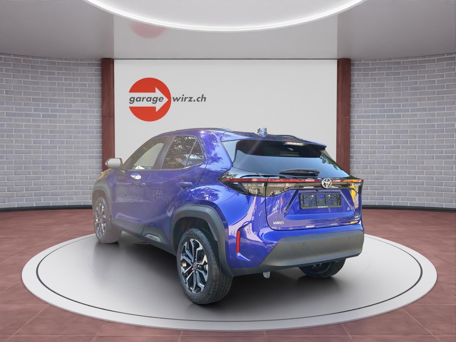 TOYOTA Yaris Cross 1.5 VVT-i HSD Trend AWD-i-showroom-element-2