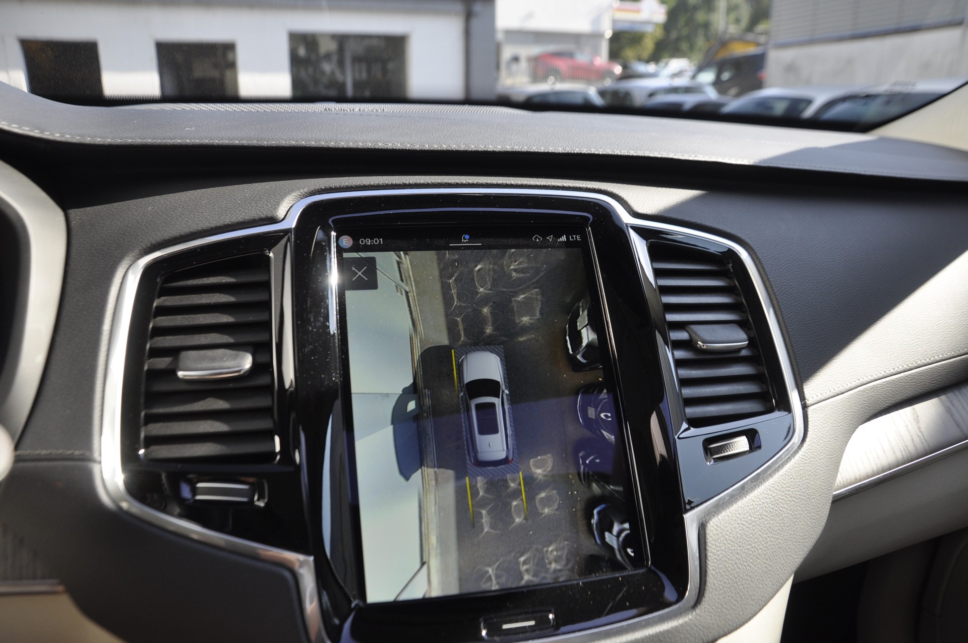 VOLVO XC90 B5 Diesel Mild Hybrid AWD Ultimate Bright Geartronic 7 Plätze-image-8