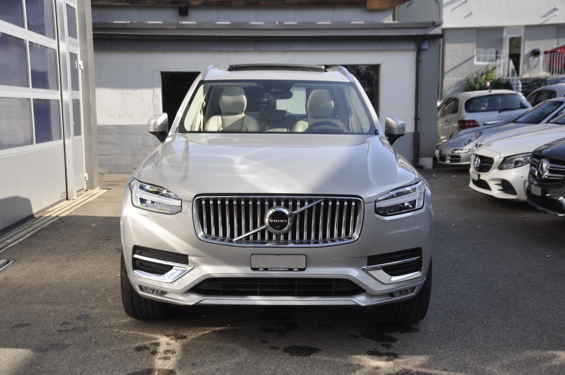 VOLVO XC90 B5 Diesel Mild Hybrid AWD Ultimate Bright Geartronic 7 Plätze-image-1