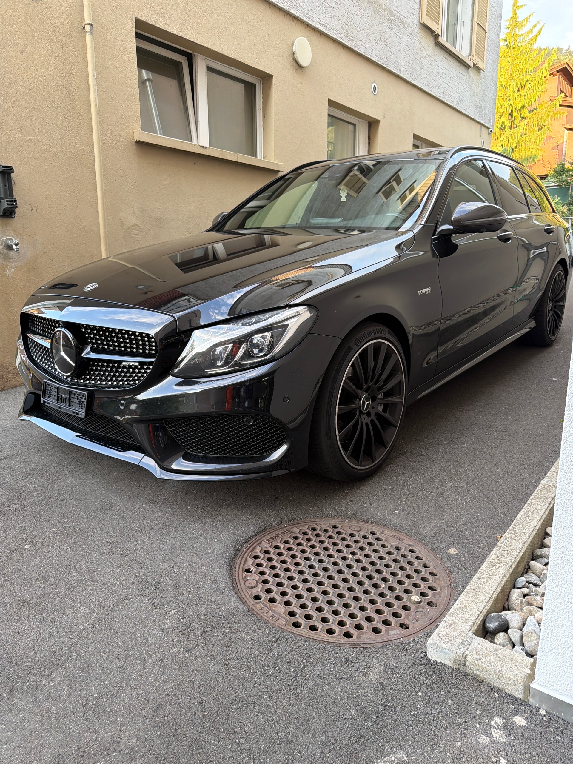 MERCEDES-BENZ C 43 AMG 4matic-image-1