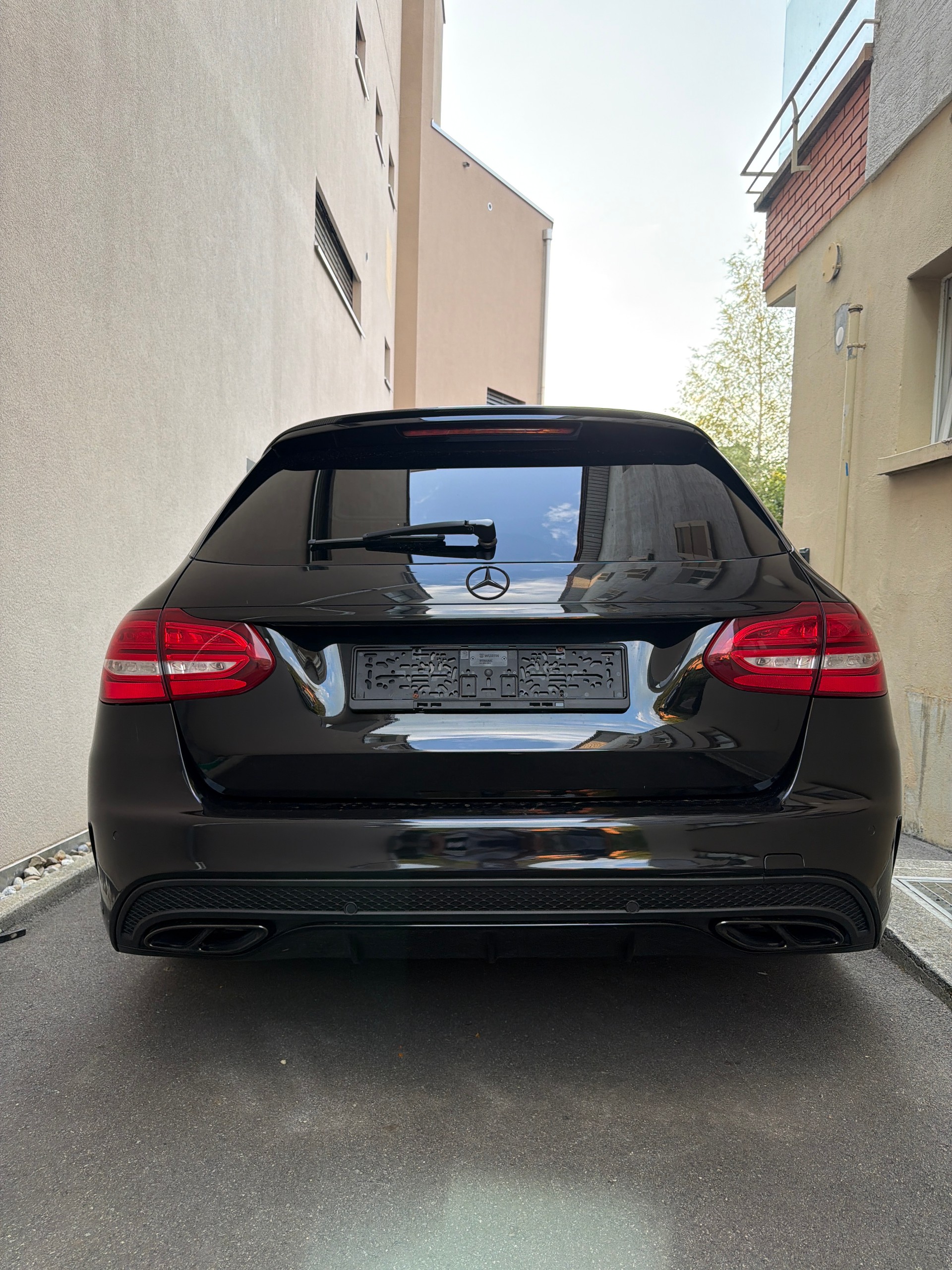 MERCEDES-BENZ C 43 AMG 4matic-image-2