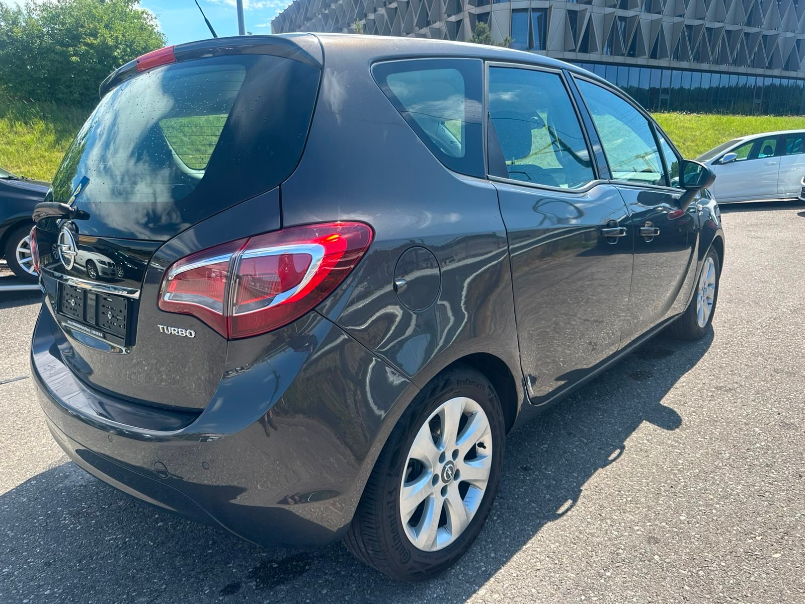 OPEL Meriva 1.4 Turbo Active Edition Automatic-image-3