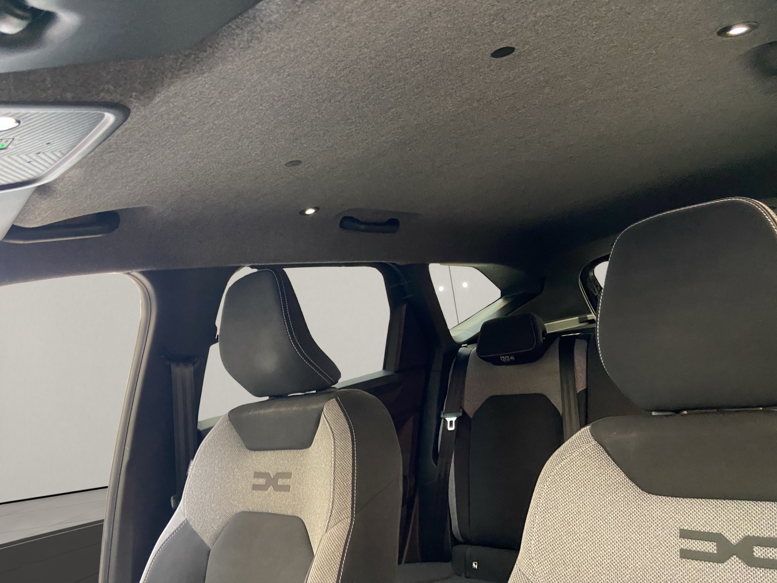 DACIA Bigster 1.8 Hybrid Journey-image-8