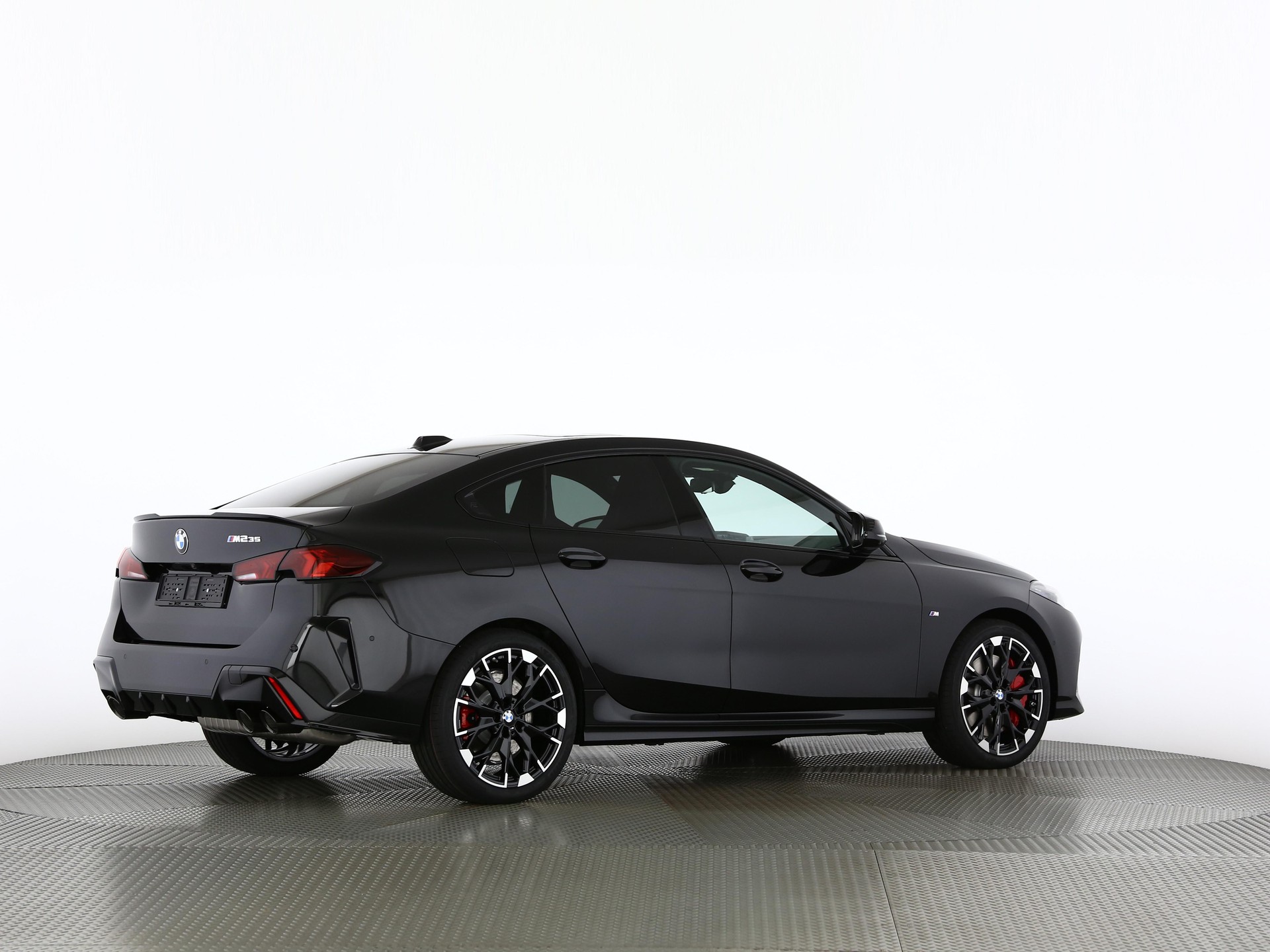 BMW M235i xDrive Gran Coupé-image-7