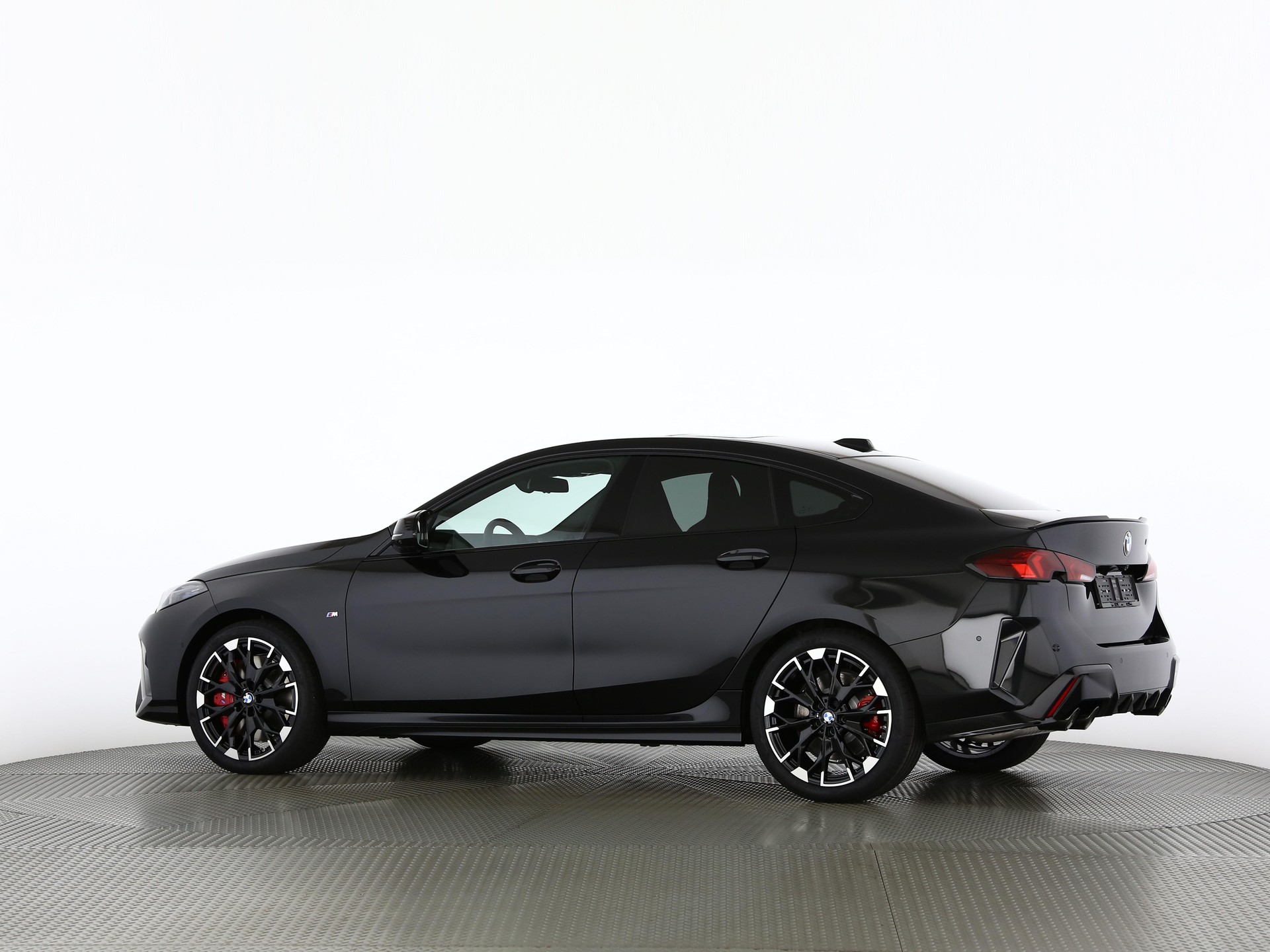 BMW M235i xDrive Gran Coupé-image-3