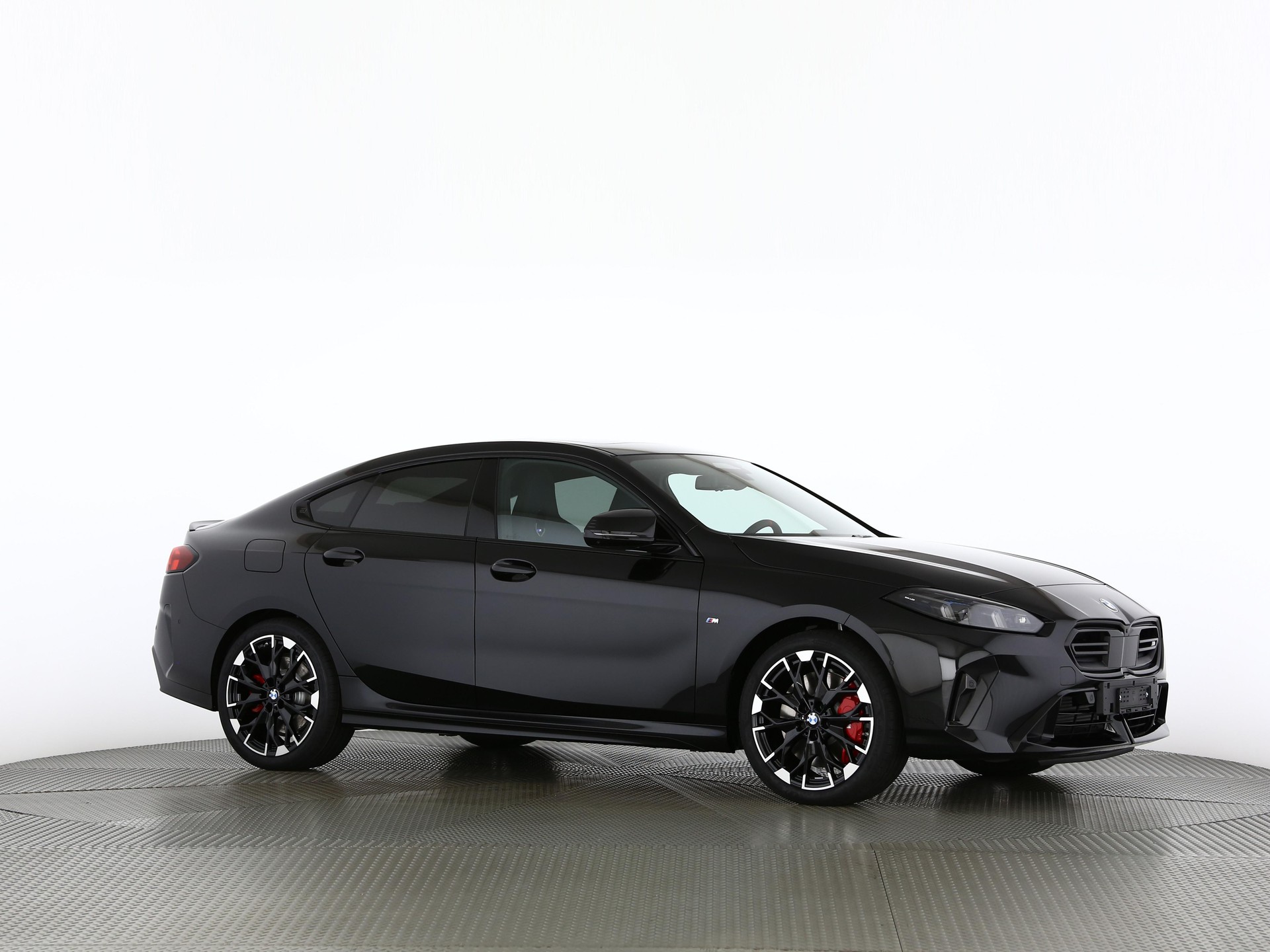 BMW M235i xDrive Gran Coupé-image-9
