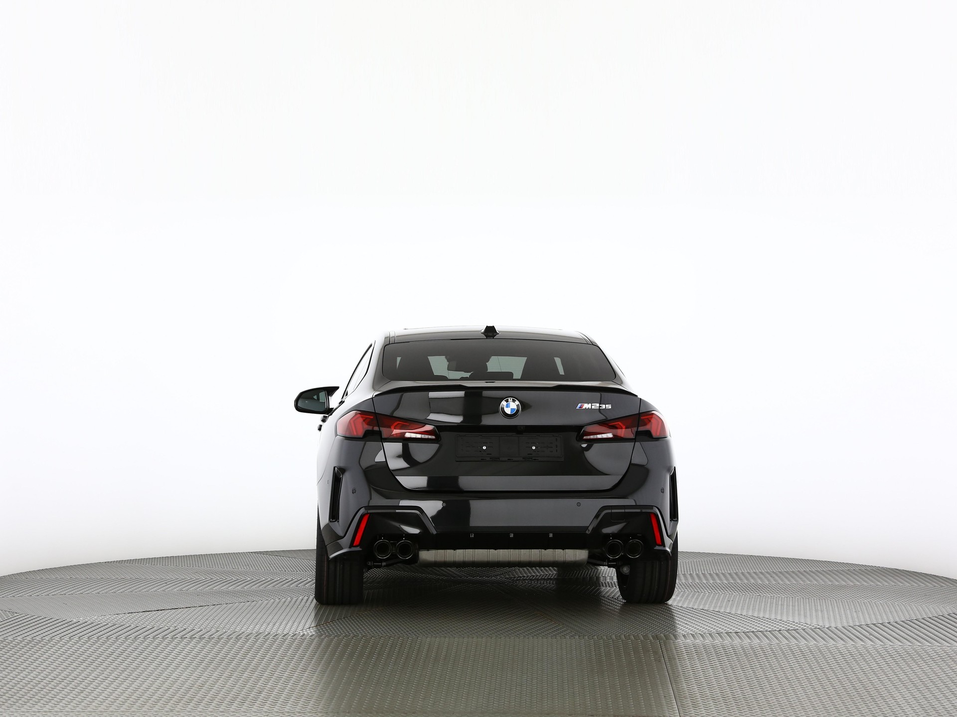 BMW M235i xDrive Gran Coupé-image-5