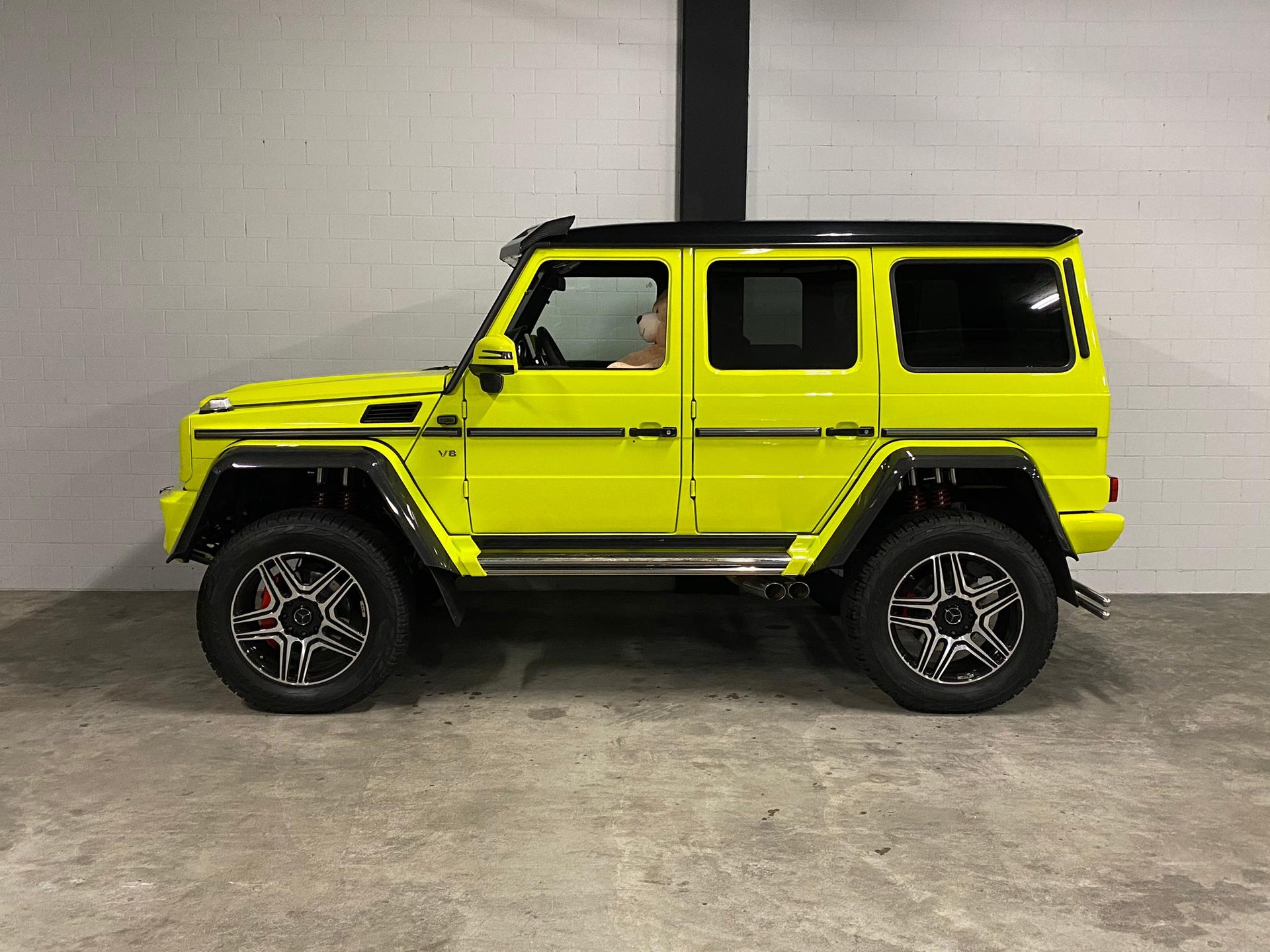 MERCEDES-BENZ G 500 4x42 7G-Tronic Sonderfarbe-image-0