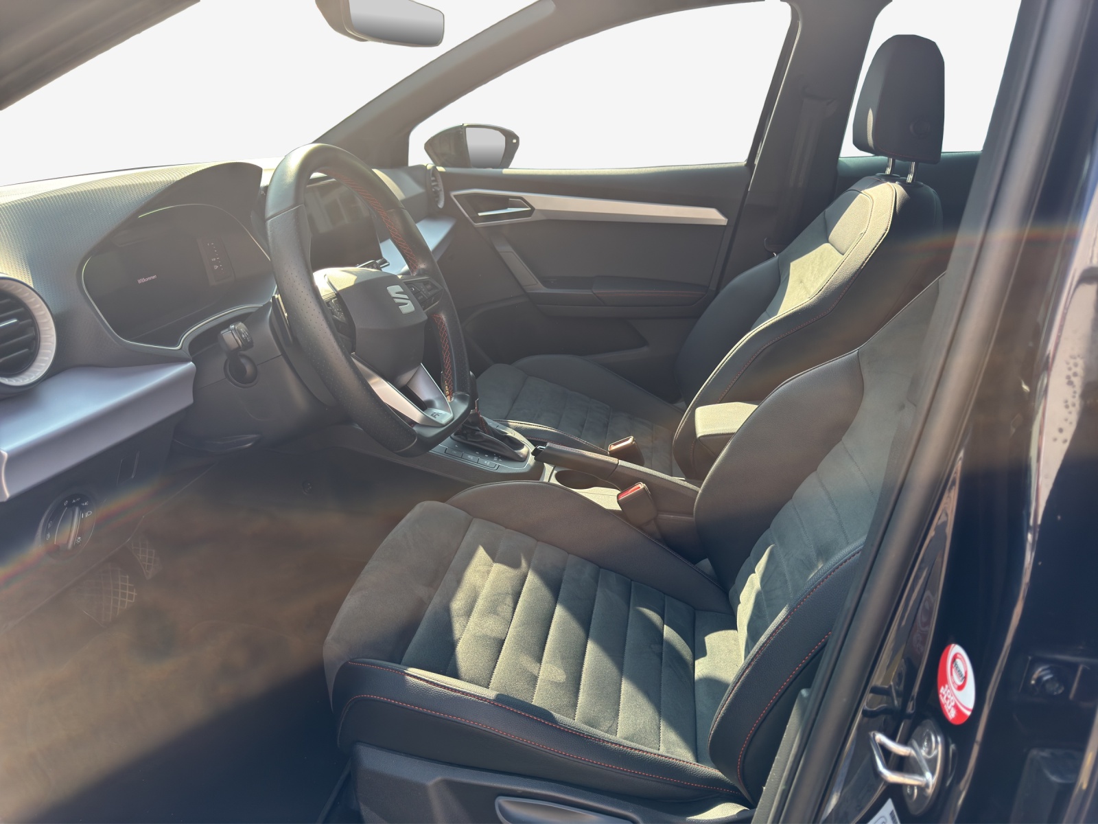 SEAT Ibiza 1.0 EcoTSI Hola FR DSG-image-7