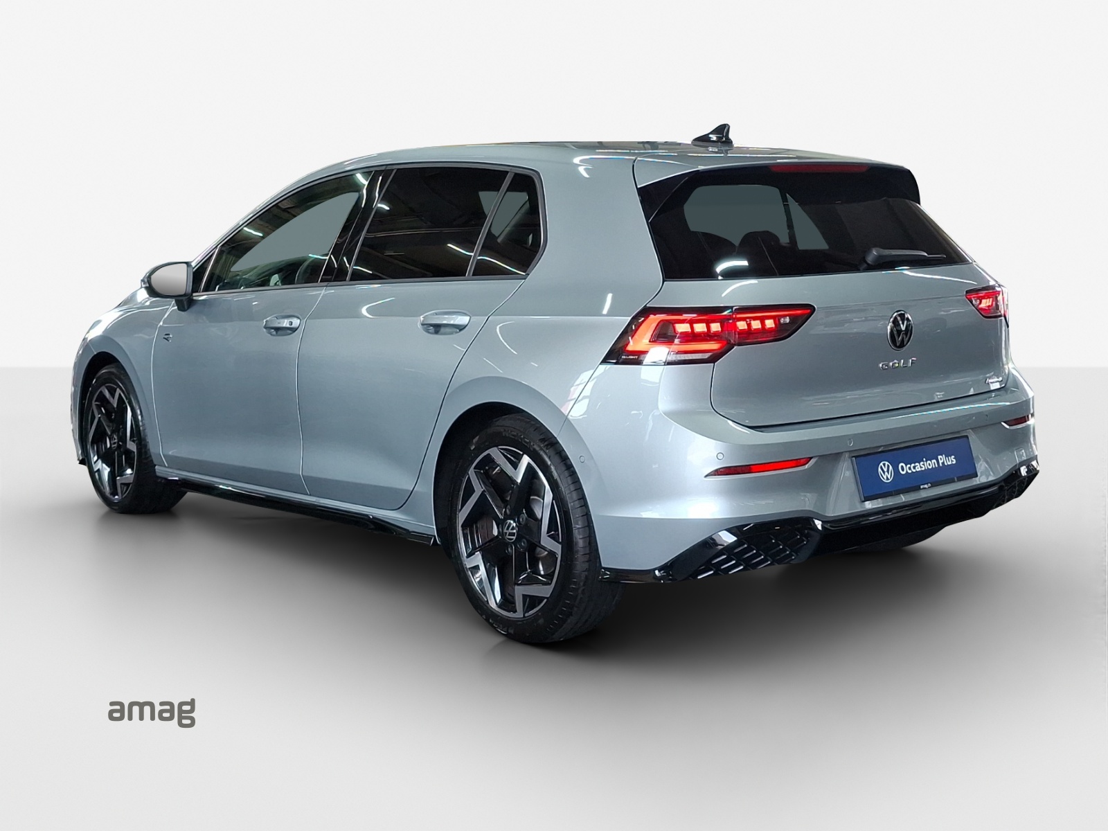 VW Golf 2.0 TSI R-Line DSG 4 Motion-image-2
