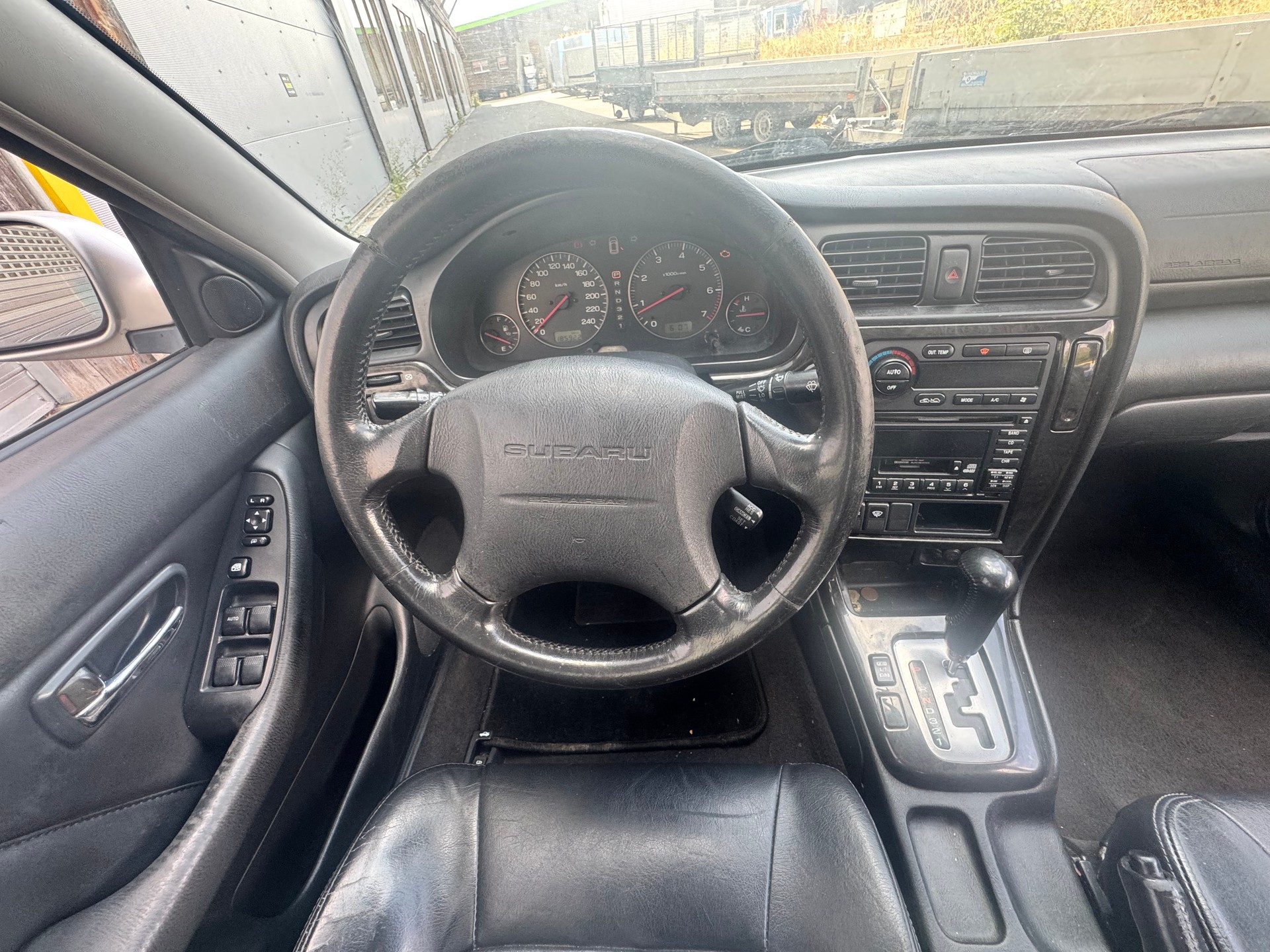 SUBARU Legacy 2.5 Limited-image-7