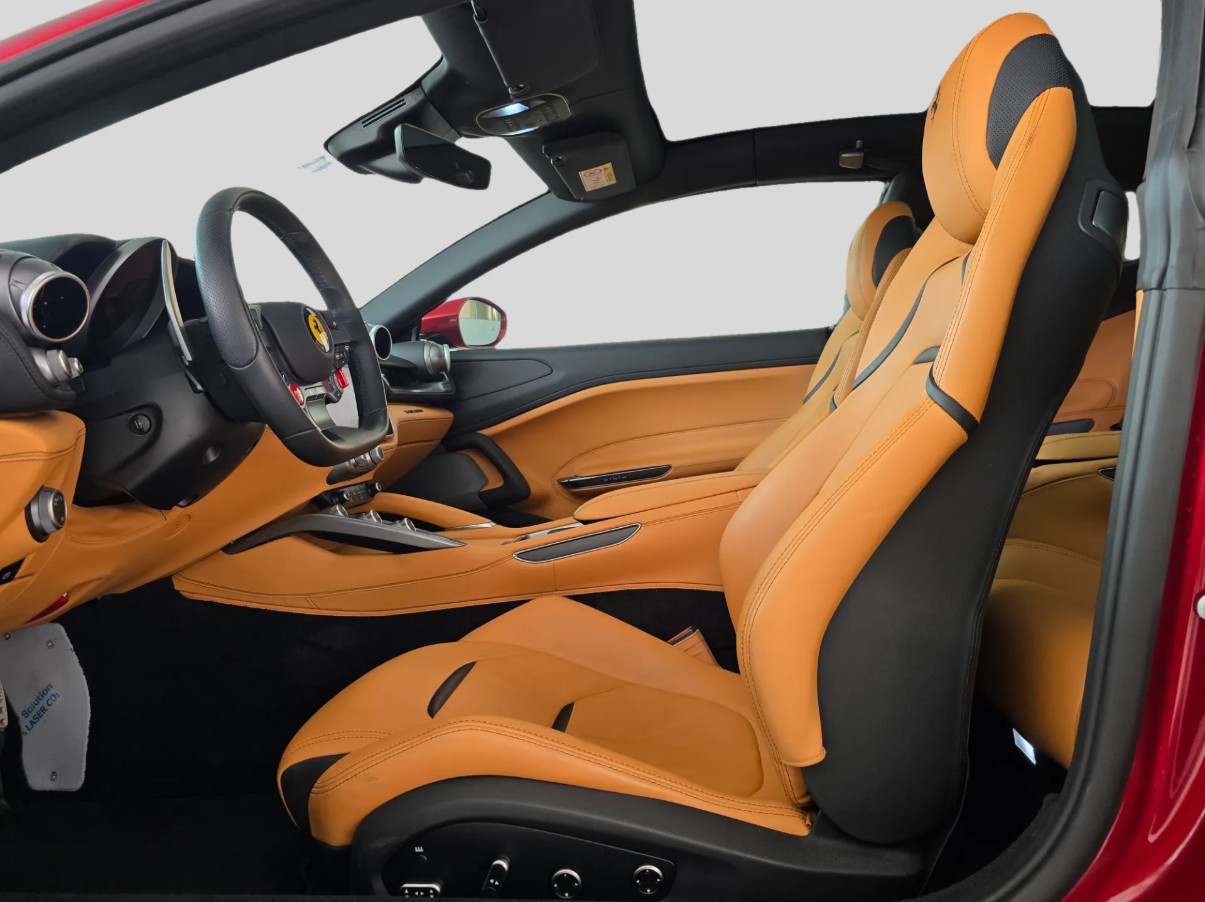 FERRARI GTC 4 Lusso-image-8
