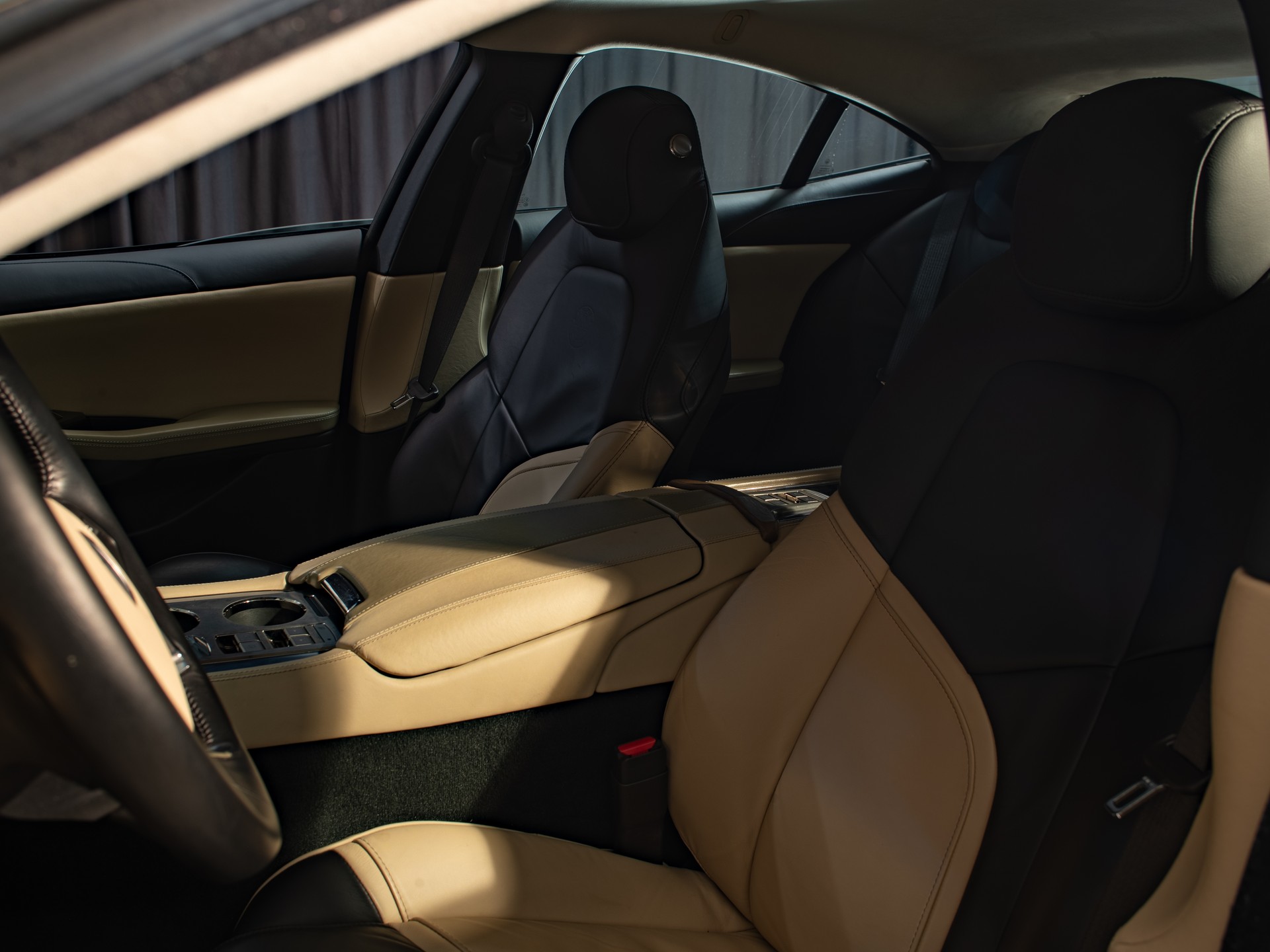 FISKER Karma Standard-image-9