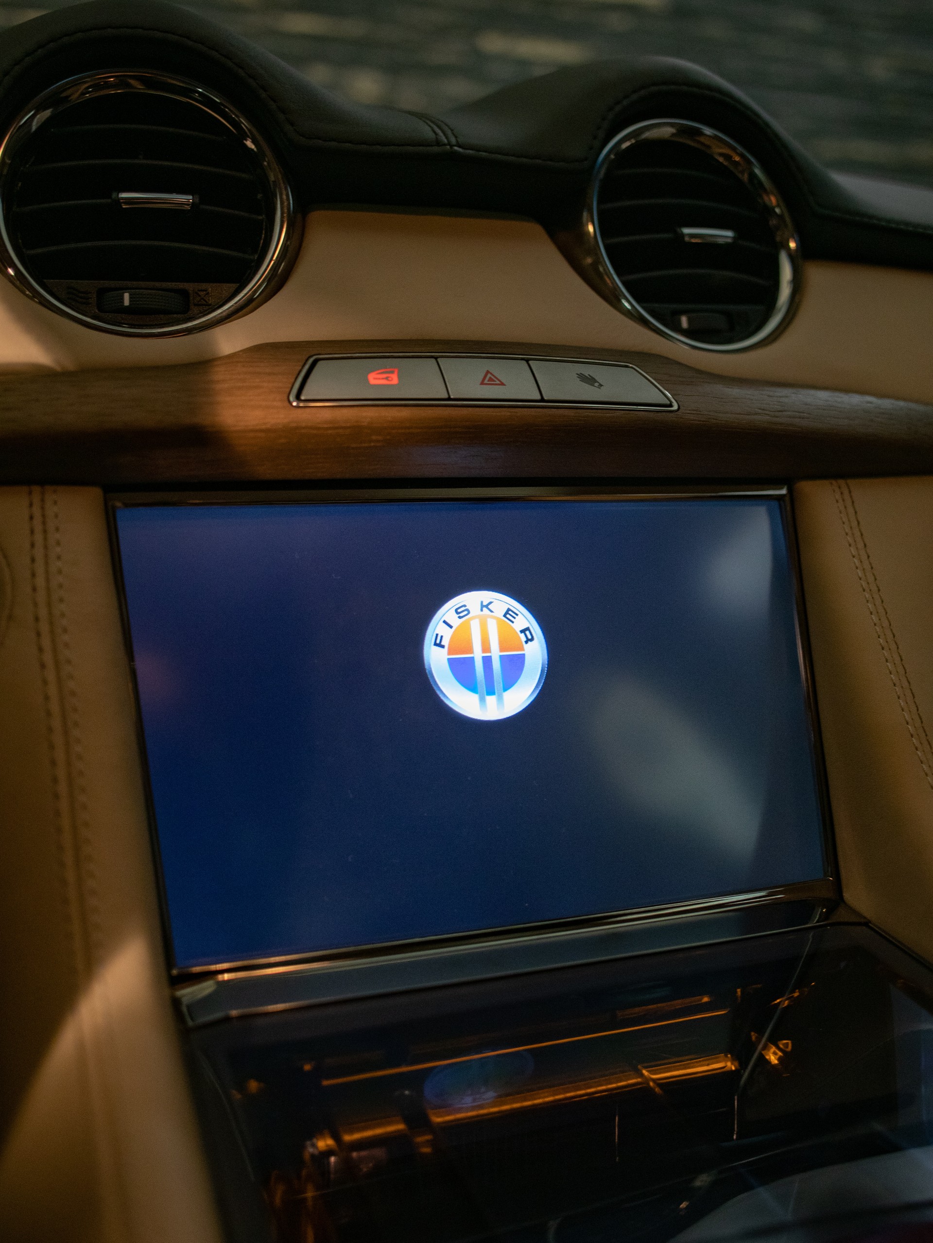 FISKER Karma Standard-image-15