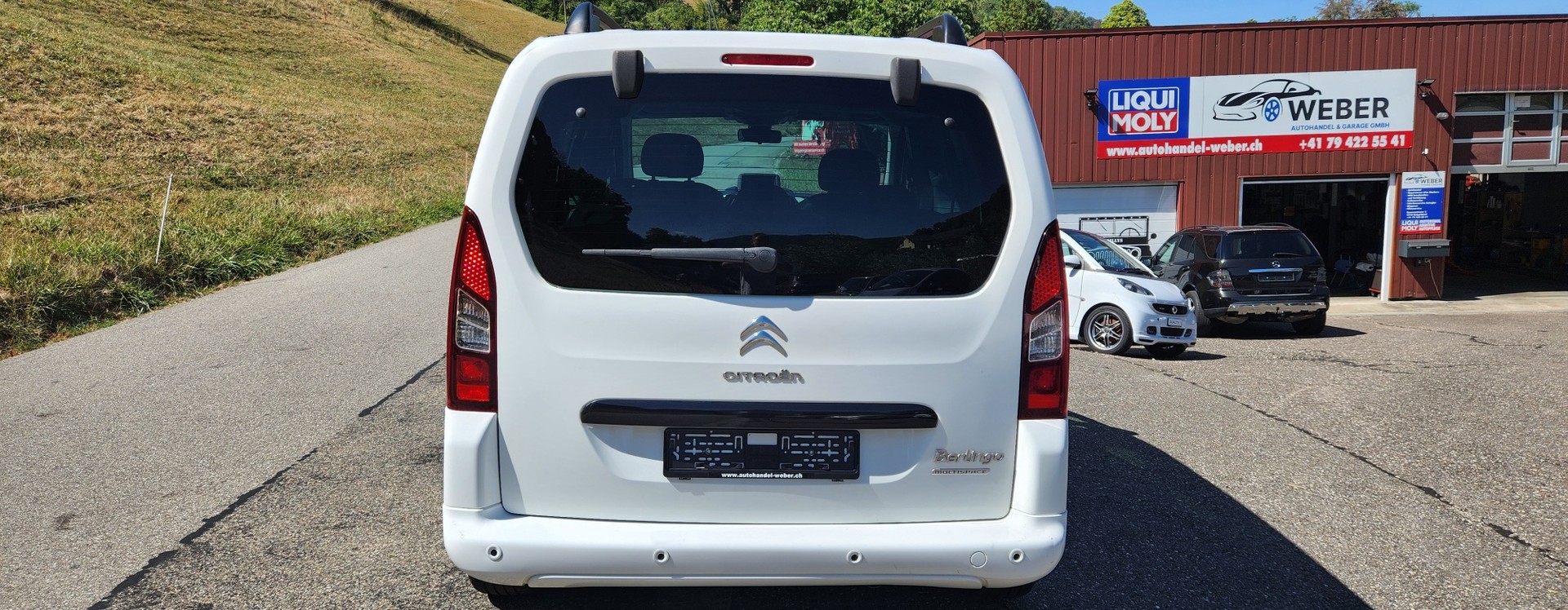 CITROEN Berlingo 1.6 e-HDi Exclusive EGS6-image-4