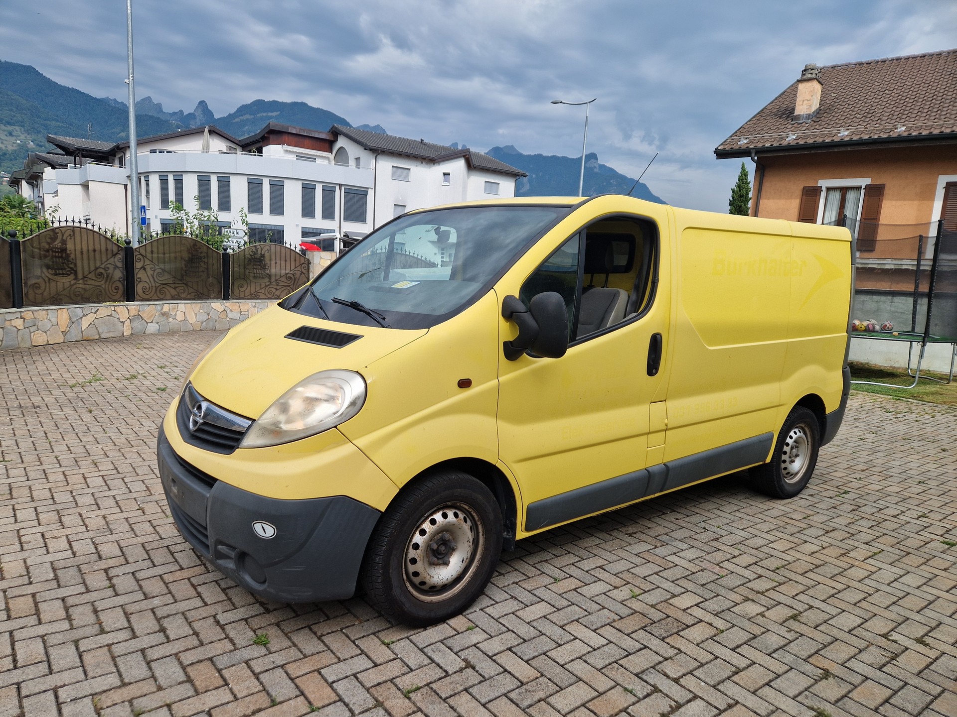 OPEL Vivaro 2.5 CDTI 2.7t L1H1-image-0