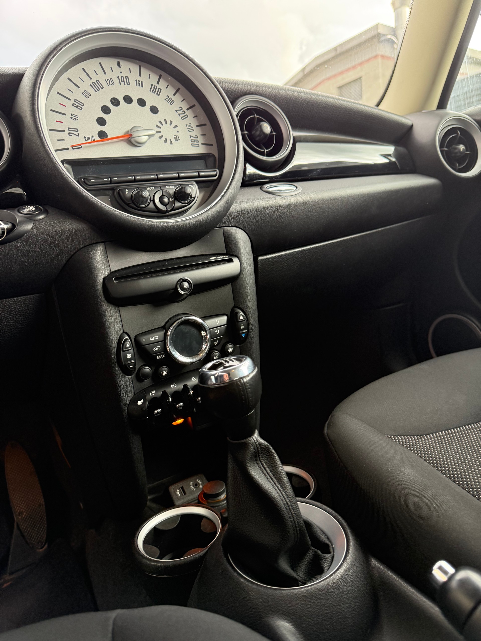 MINI One-image-6