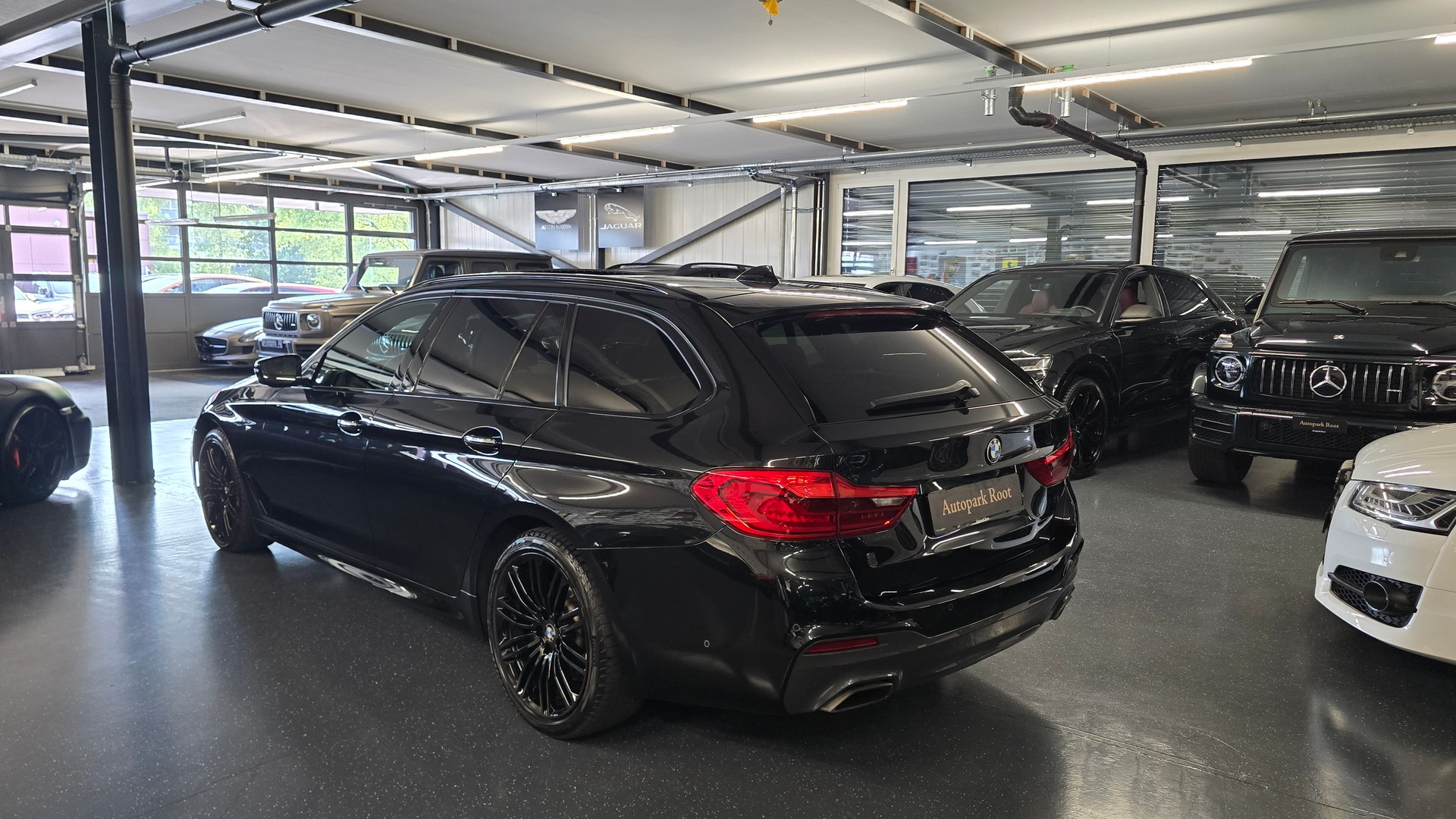 BMW 540d xDrive Touring M Sport Paket Steptronic-image-7