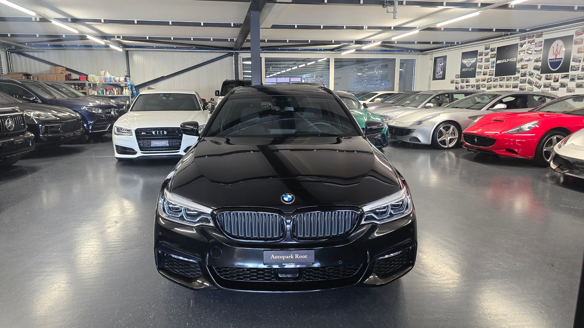 BMW 540d xDrive Touring M Sport Paket Steptronic-image-2