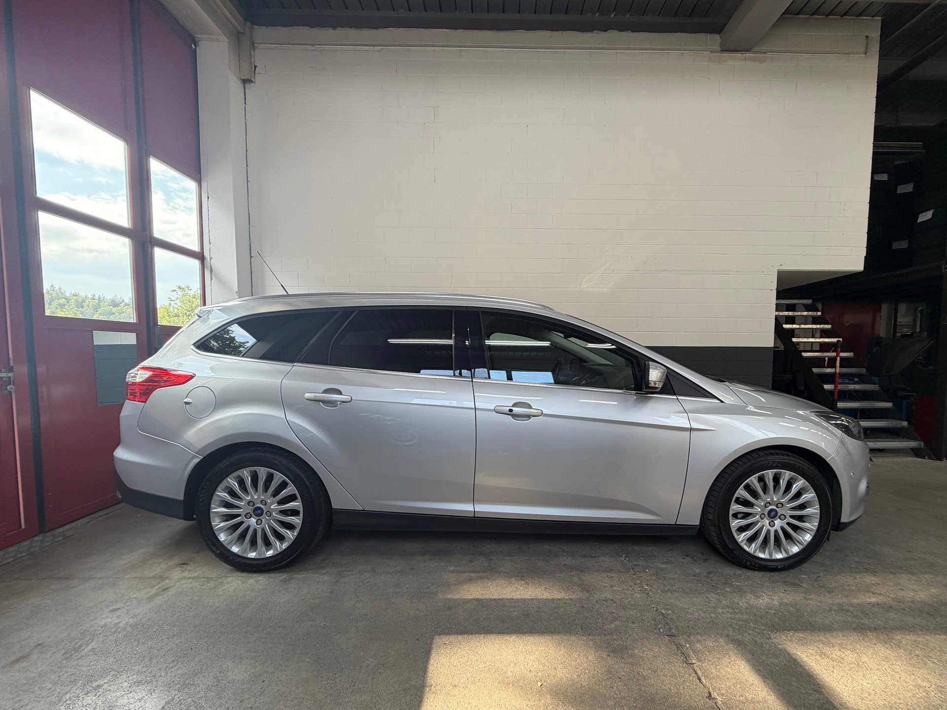 FORD Focus 1.6 SCTi Titanium //NEU AB MFK!-image-4
