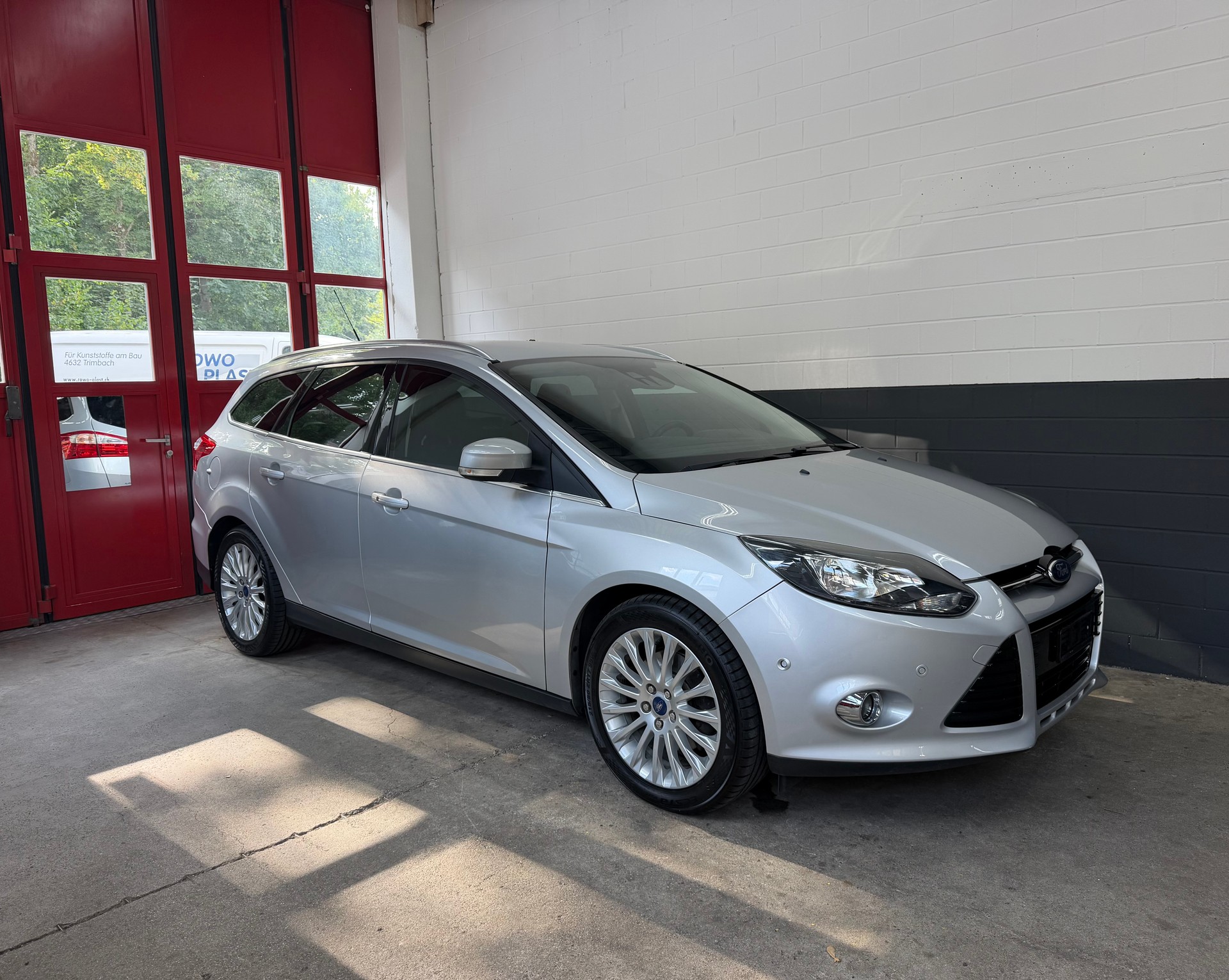 FORD Focus 1.6 SCTi Titanium //NEU AB MFK!-image-0