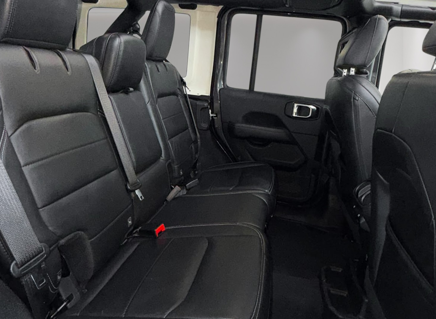 JEEP Wrangler 2.0 Unlimited Sahara Automatic ink. gratis Service! elektr. Schiebedach-image-16