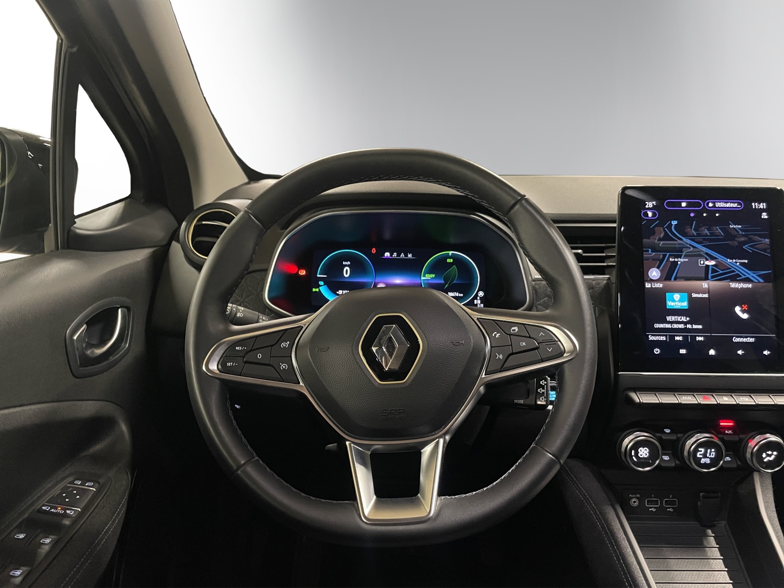 RENAULT Zoe R135 Iconic-image-13