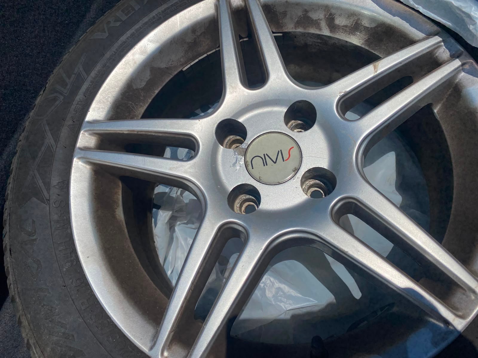 PEUGEOT 3008 1.6 16V T Swiss Edition-image-14