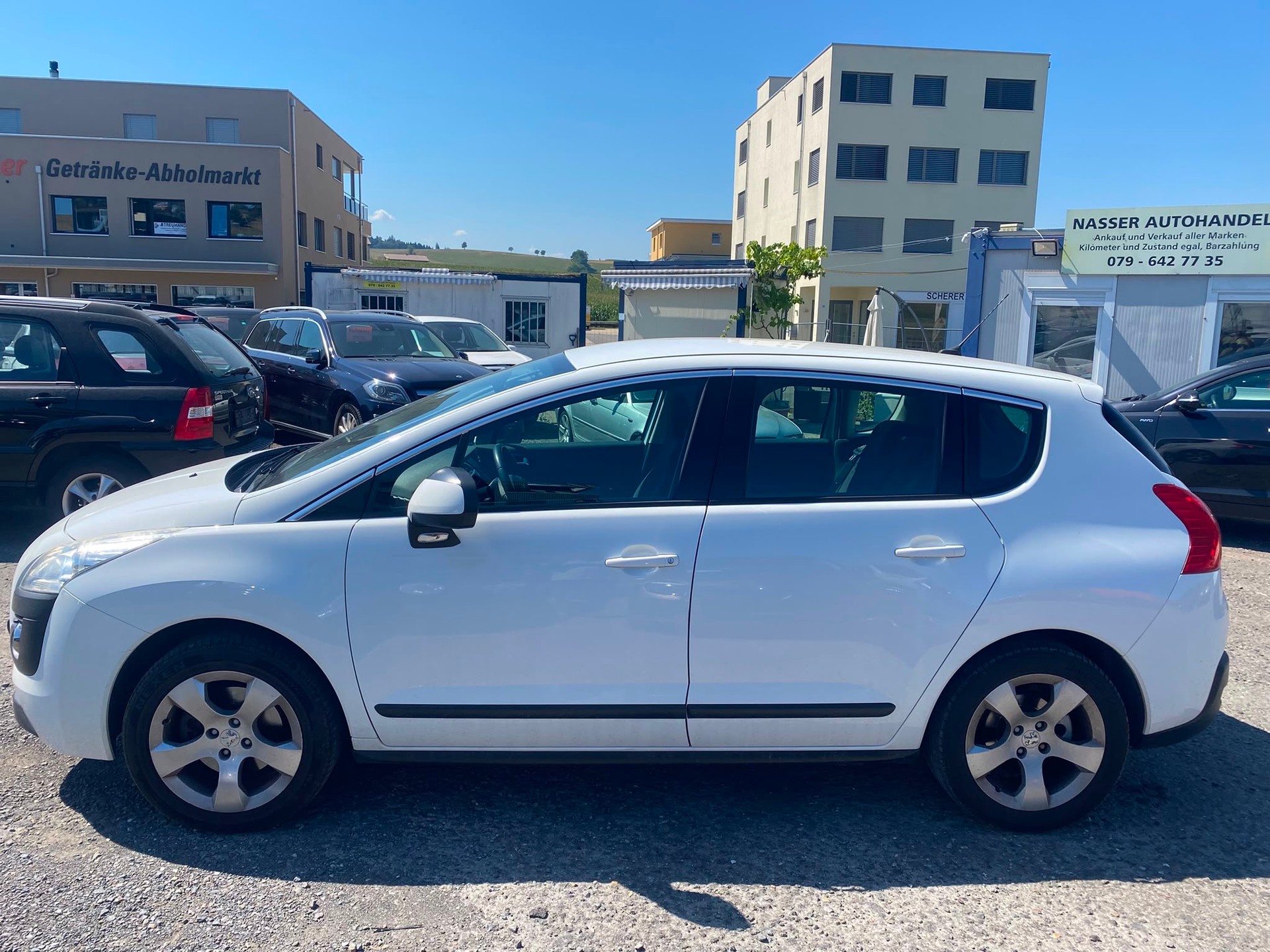 PEUGEOT 3008 1.6 16V T Swiss Edition-image-3
