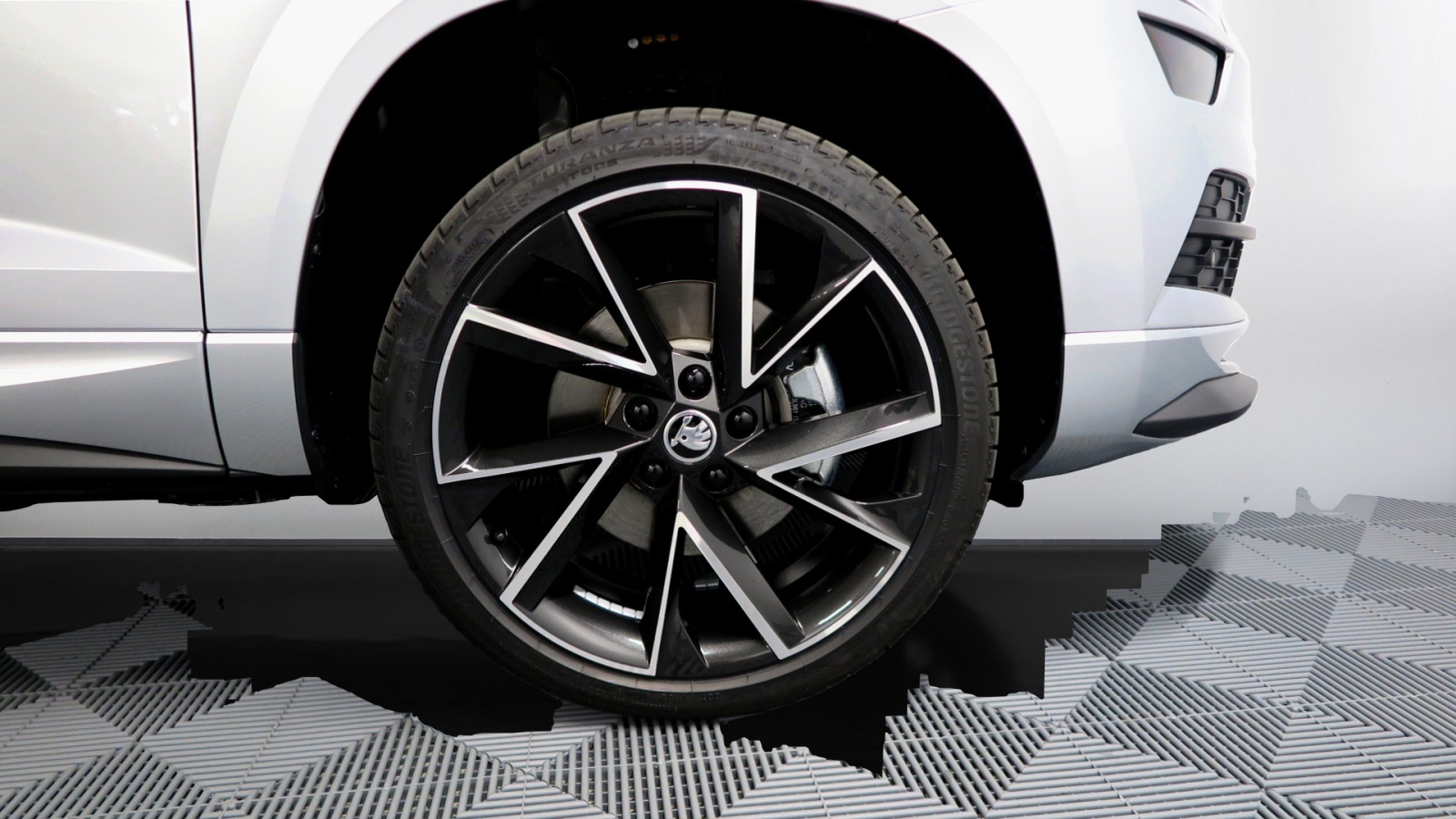 SKODA Karoq 1.5 TSI ACT SportLine DSG-image-12