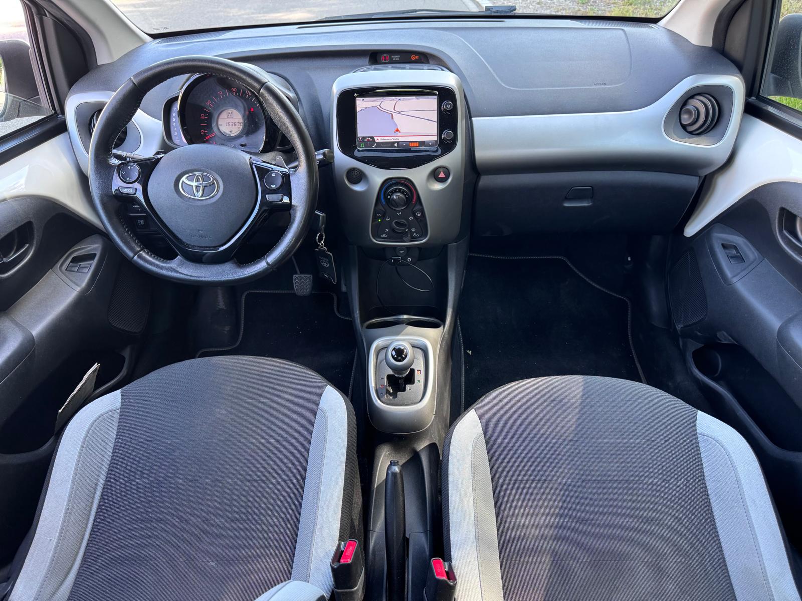 TOYOTA Aygo 1.0 VVT-i x-play MultiMode-image-9