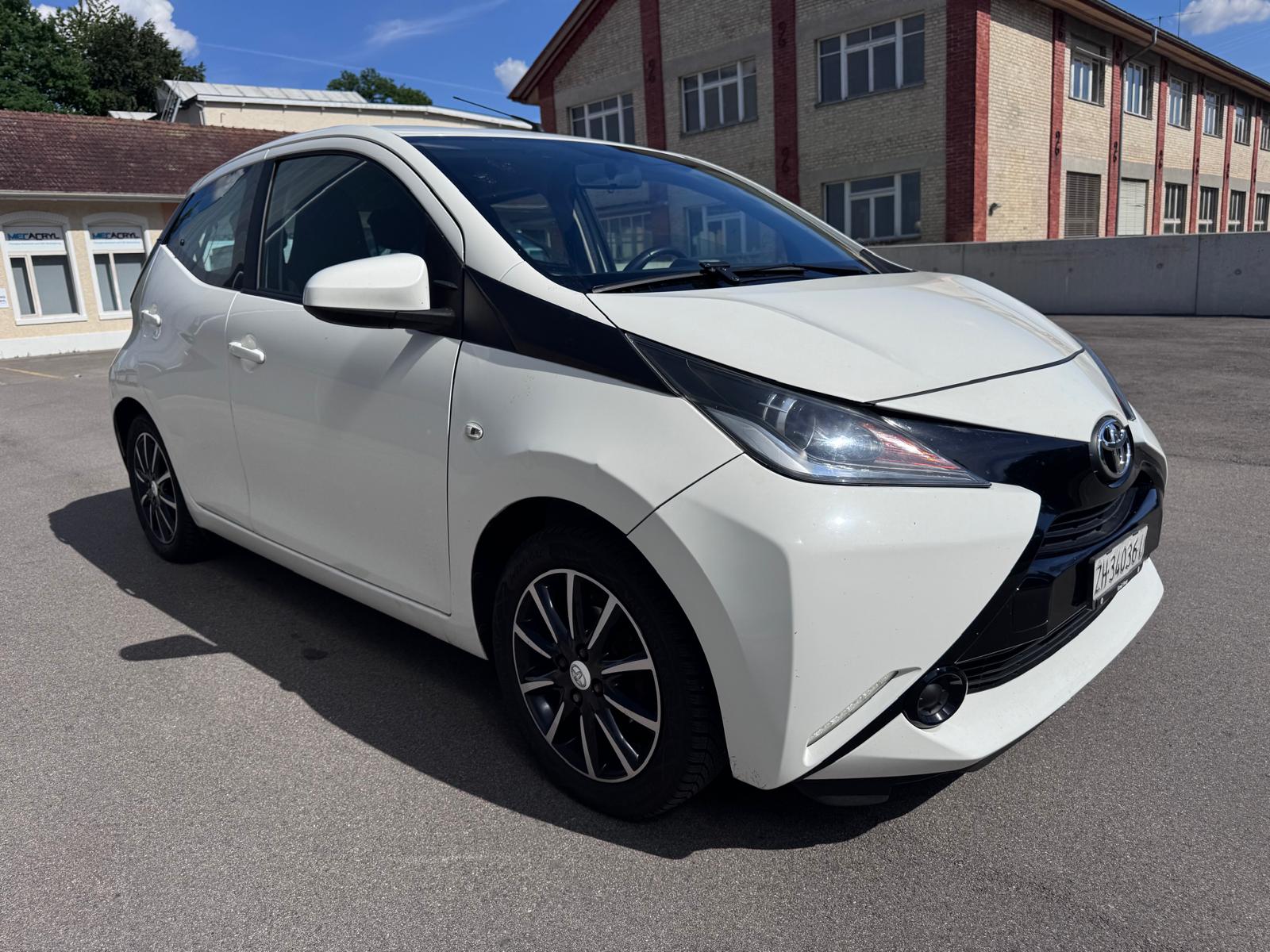 TOYOTA Aygo 1.0 VVT-i x-play MultiMode-image-3