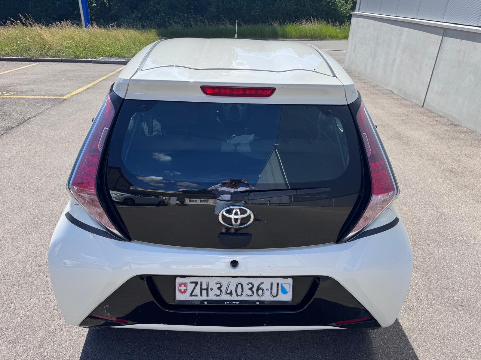 TOYOTA Aygo 1.0 VVT-i x-play MultiMode-image-5