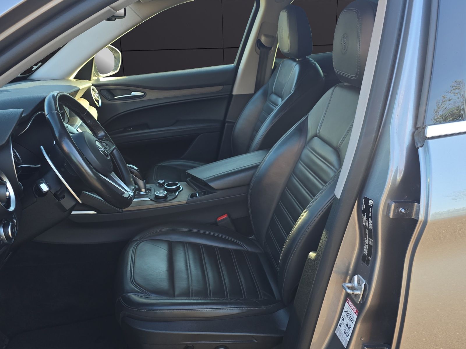 ALFA ROMEO Stelvio 2.0 First Edition Q4 Automatic CH-Fahrzeug-image-8
