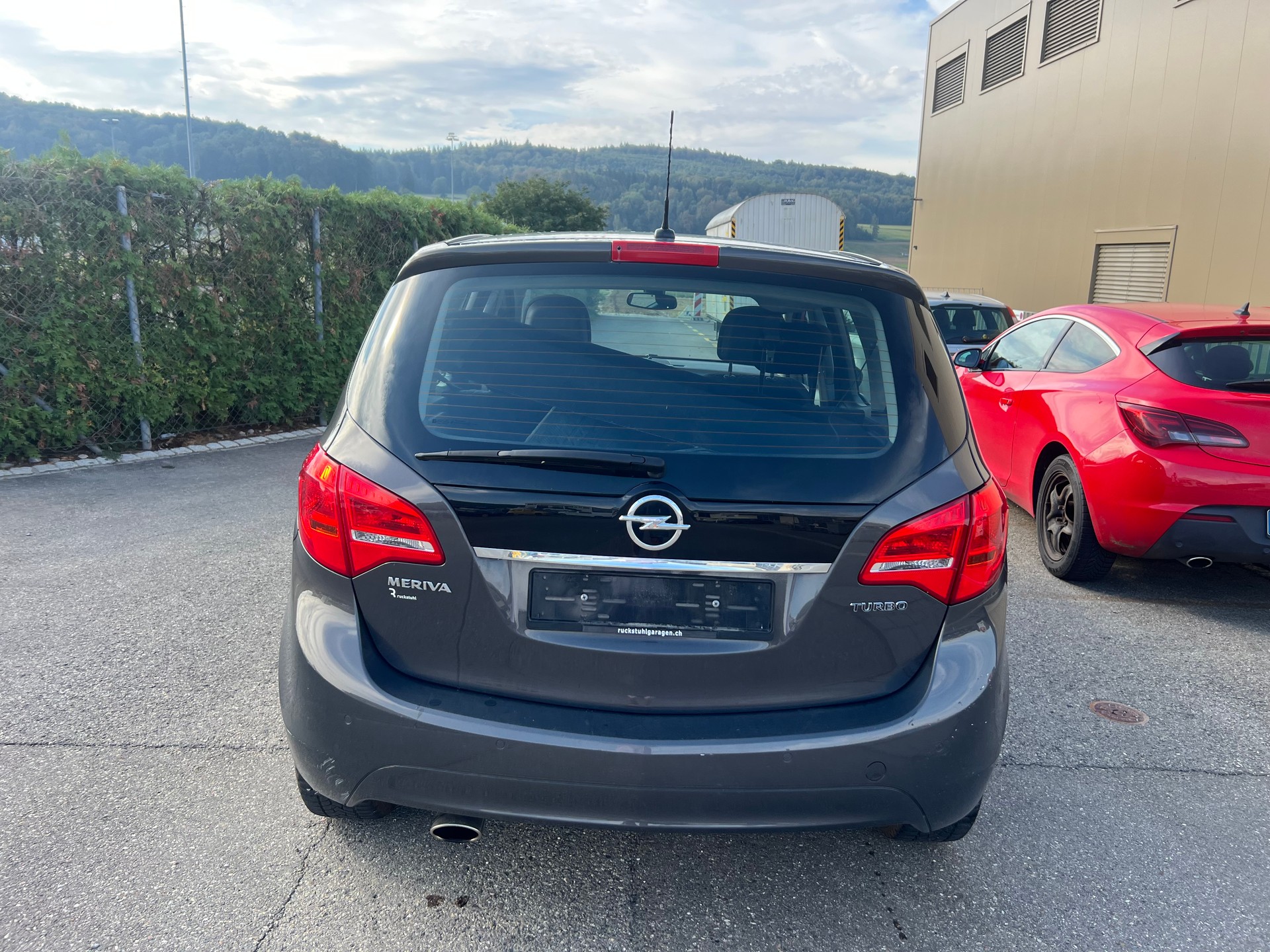 OPEL Meriva 1.4 Turbo Active Edition-image-5