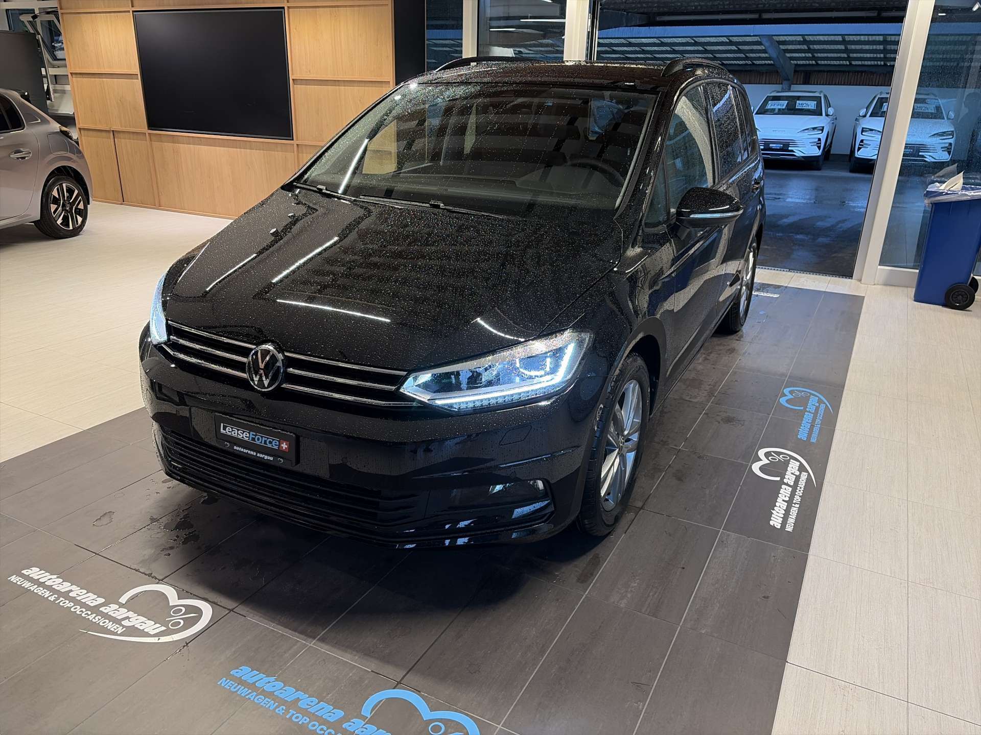 VW Touran 1.5 TSi EVO Comfortline Edition DSG-Automat 7-Plätzer-image-0