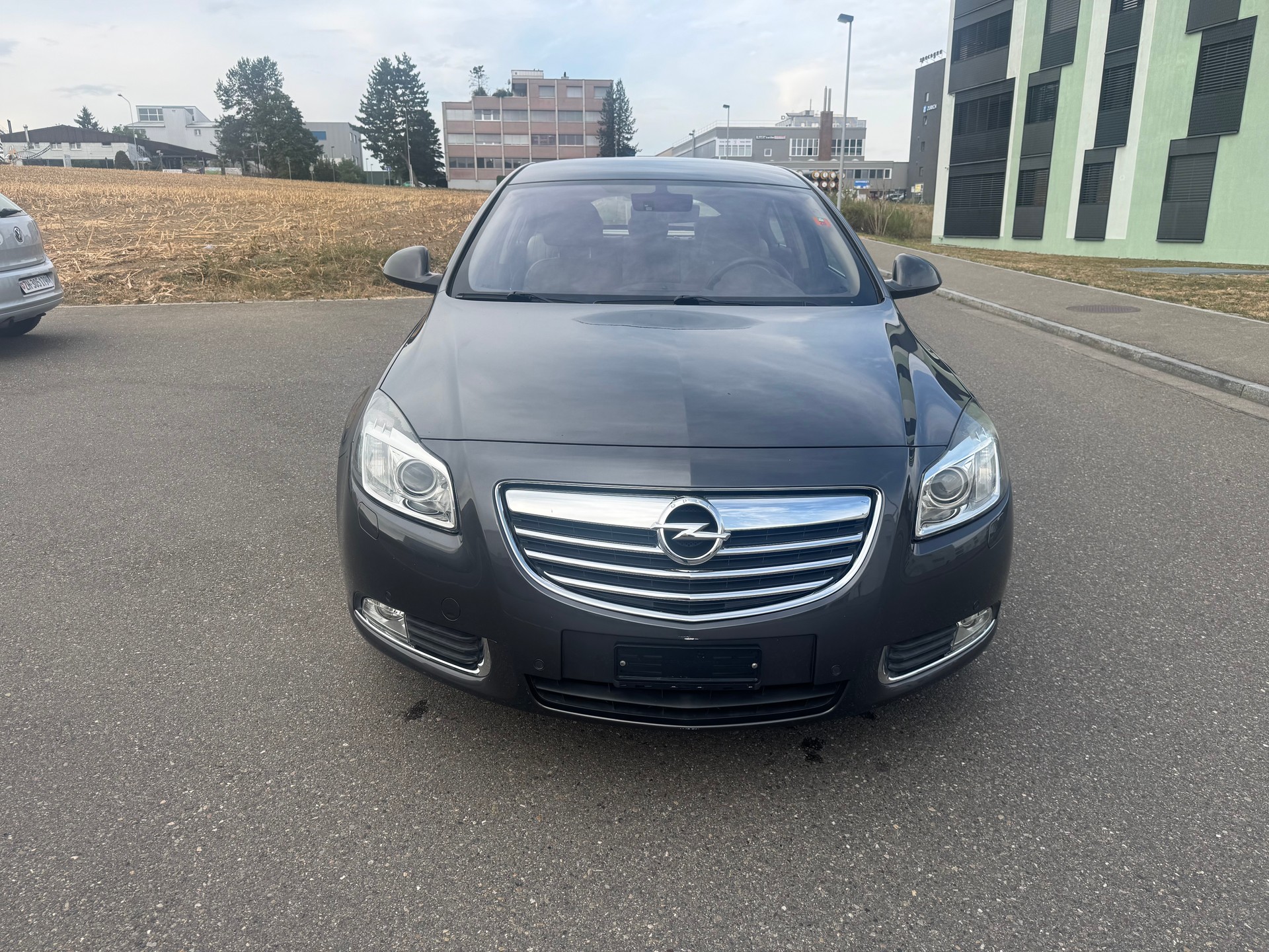 OPEL Insignia 2.0 Turbo Edition-image-1