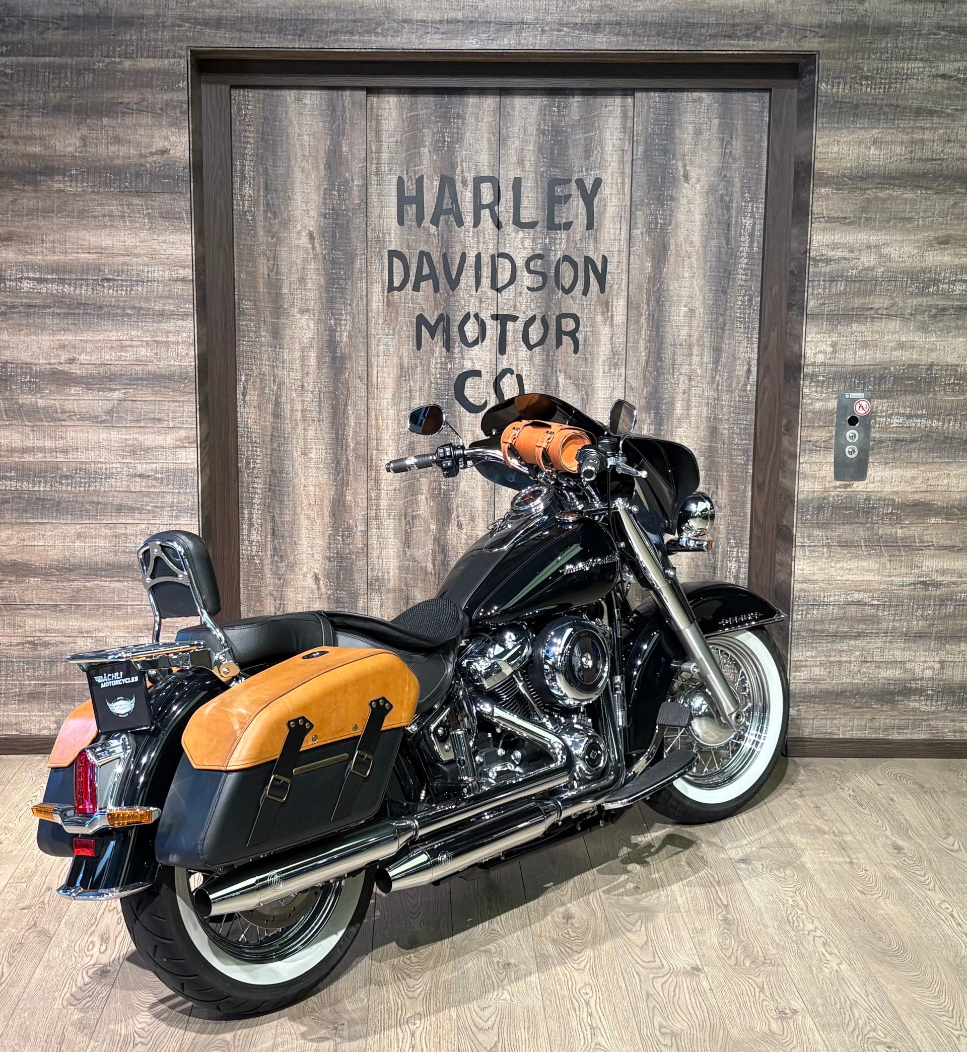 HARLEY-DAVIDSON FLDE Deluxe 107 ABS-image-5