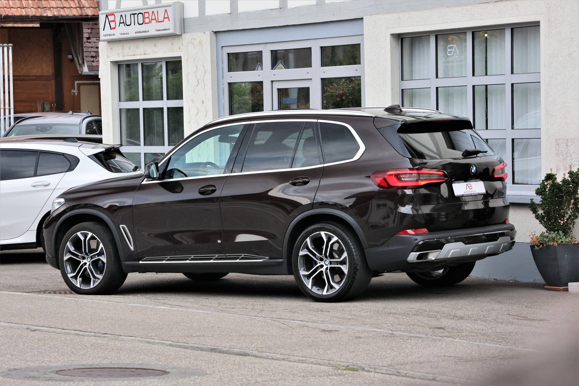 BMW X5 xDrive 48V 40d xLine Steptronic (CH) + 2.7T AHK-image-4