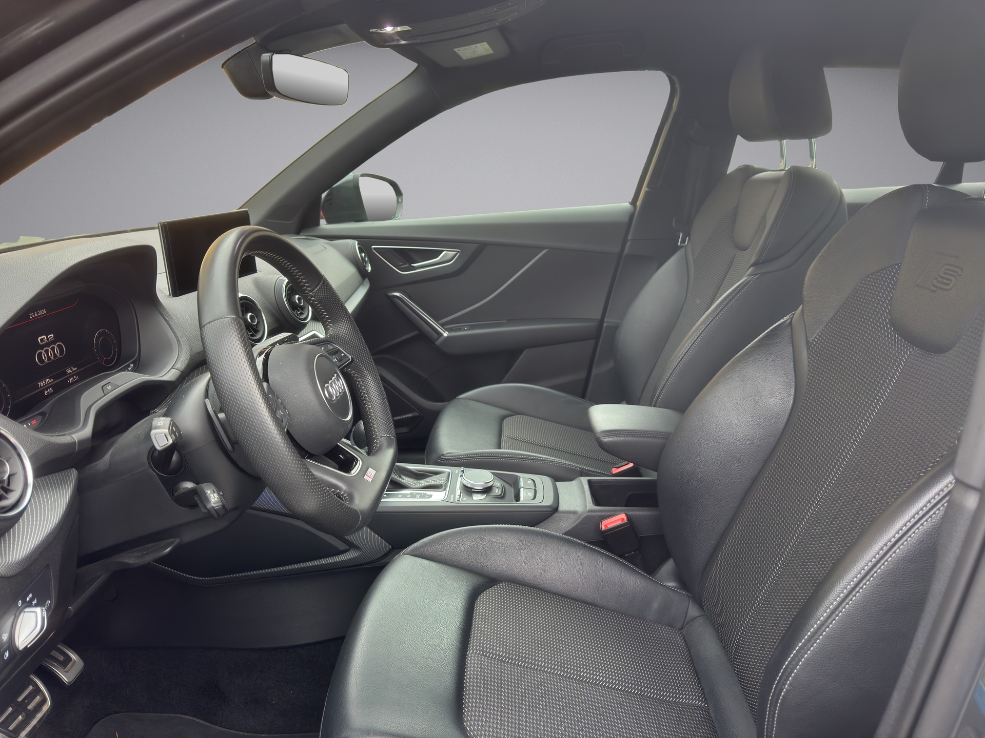 AUDI Q2 1.5 35 TFSI Sport S-Line-image-7