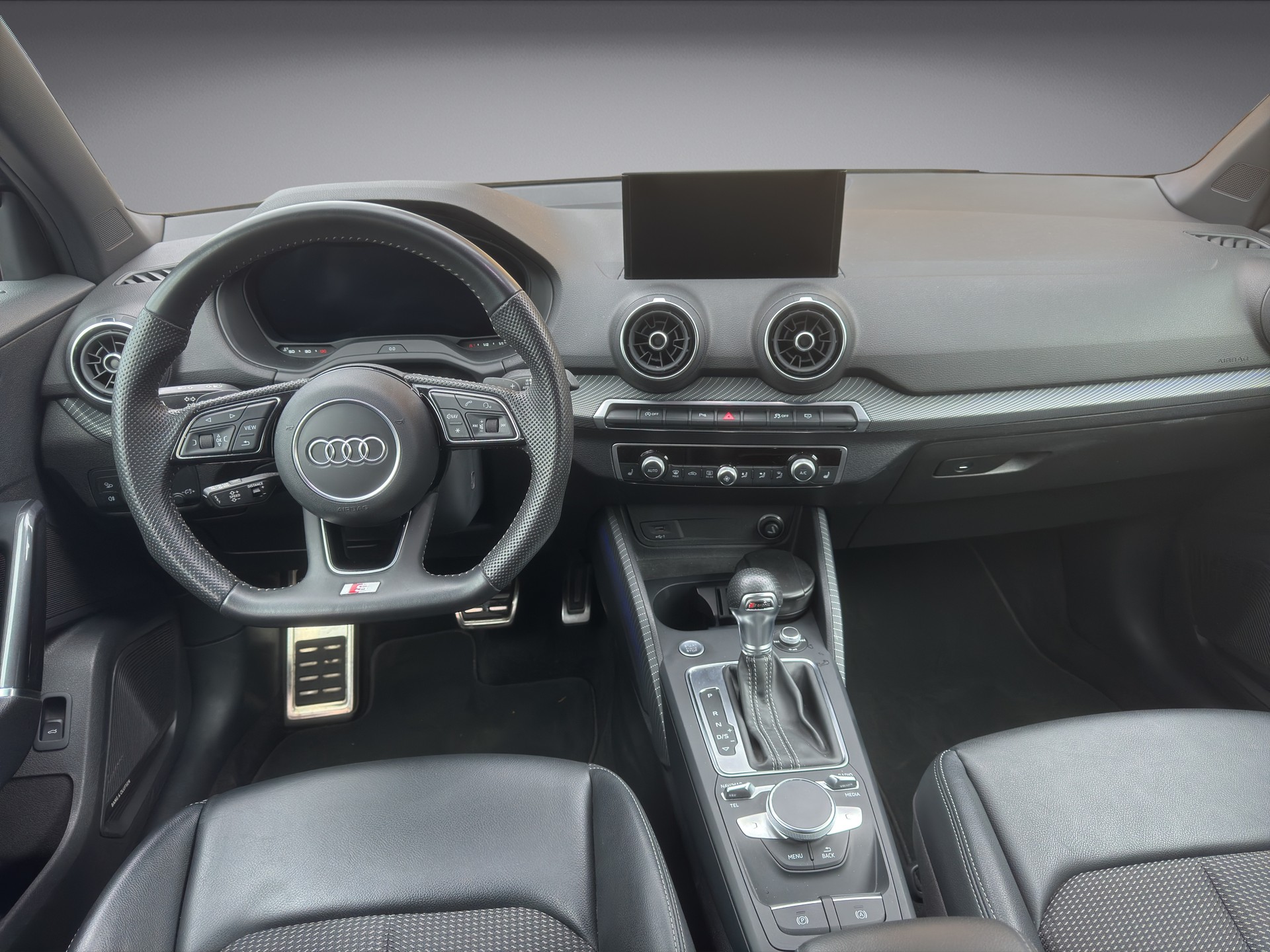 AUDI Q2 1.5 35 TFSI Sport S-Line-image-8