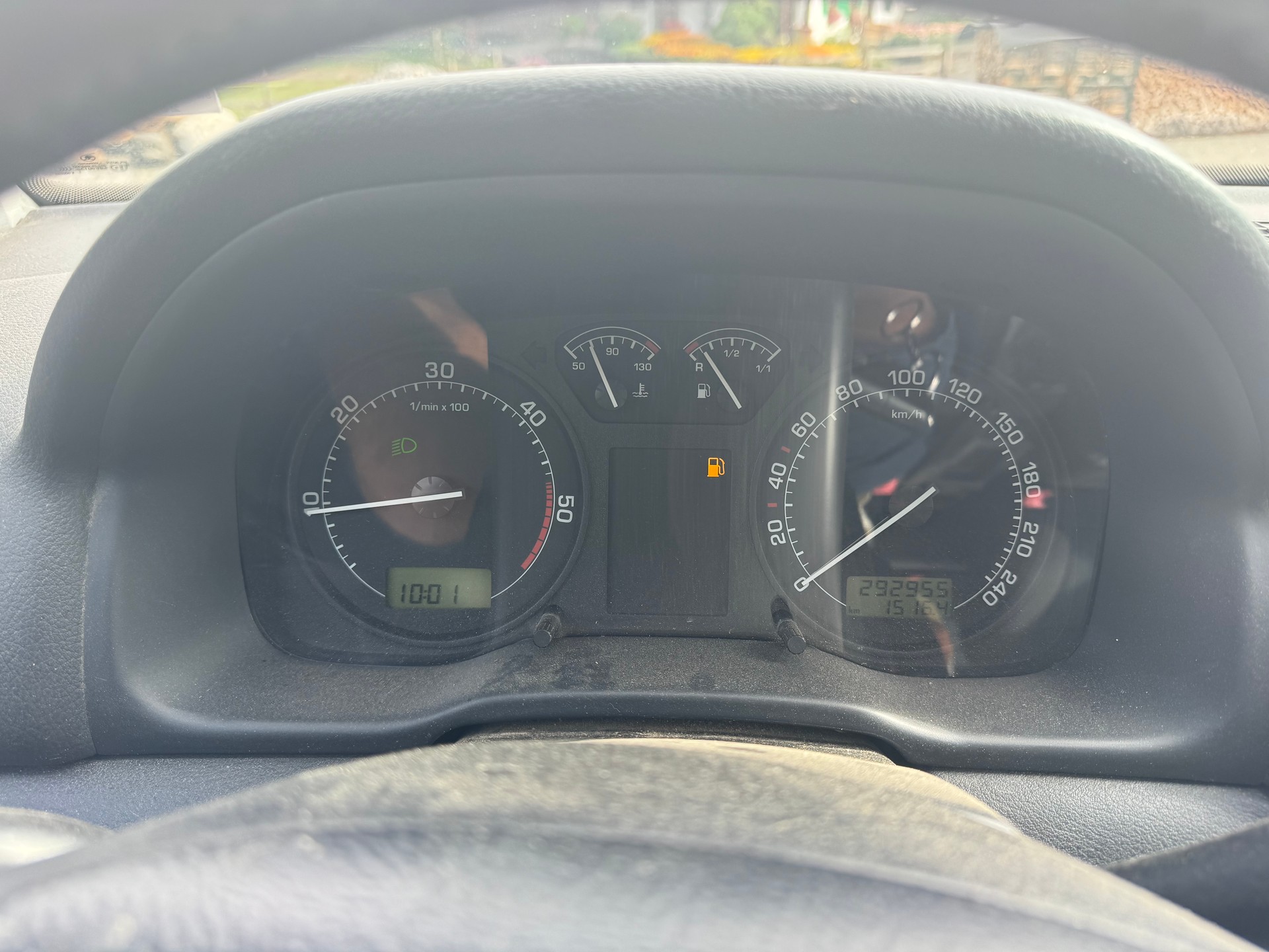 SKODA Octavia 1.9 TDI Adventure 4x4-image-4