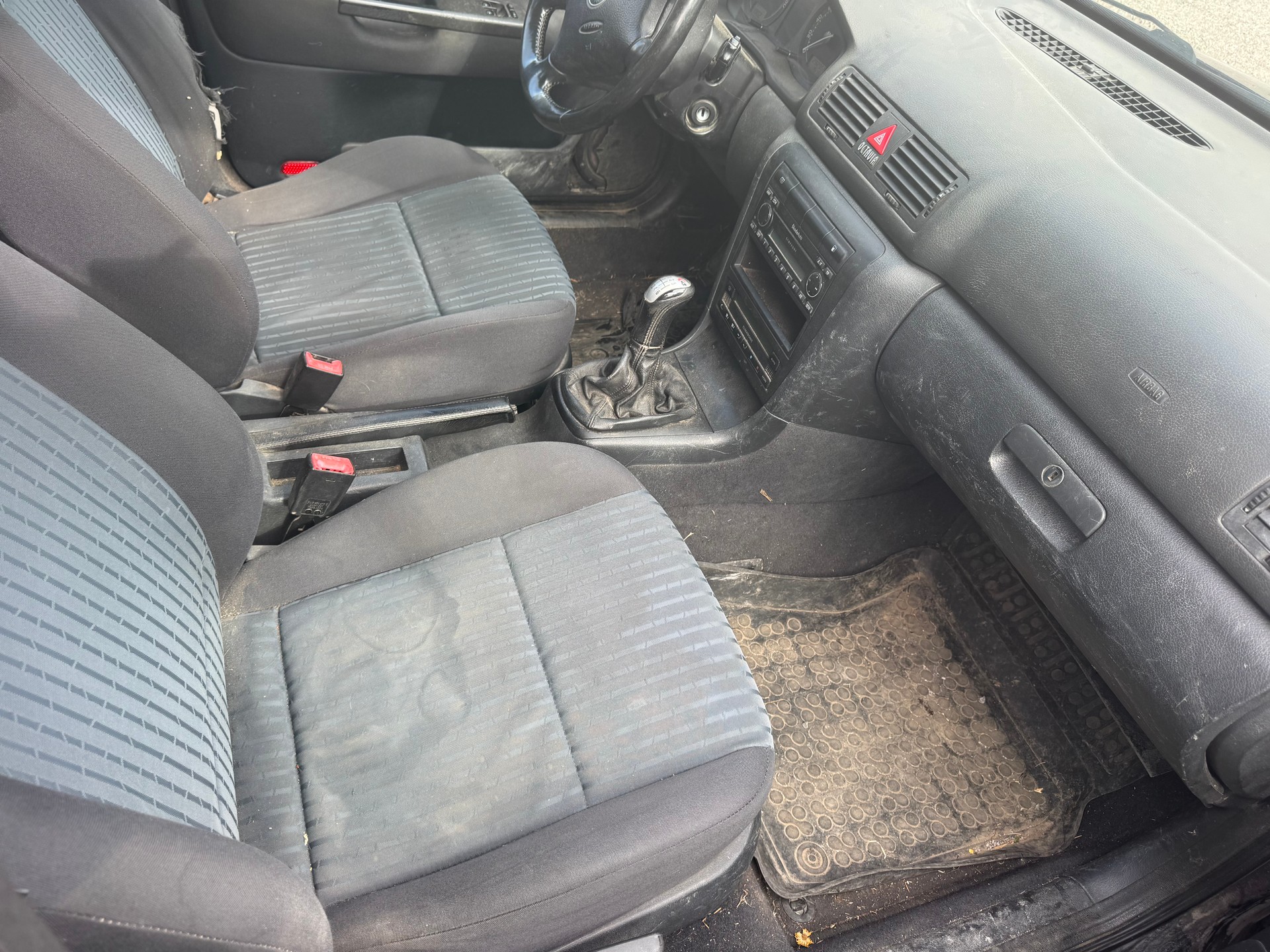 SKODA Octavia 1.9 TDI Adventure 4x4-image-7