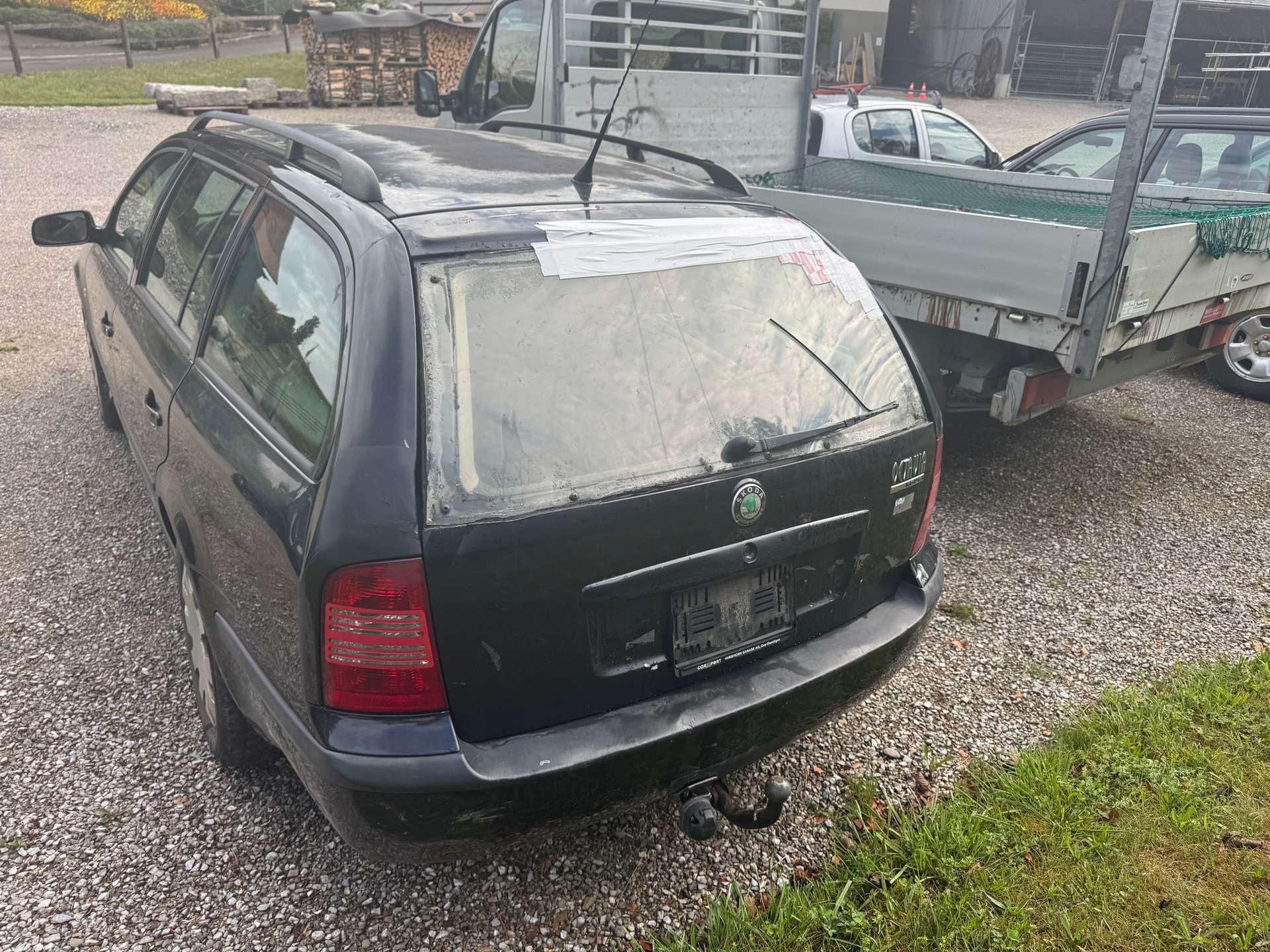 SKODA Octavia 1.9 TDI Adventure 4x4-image-1