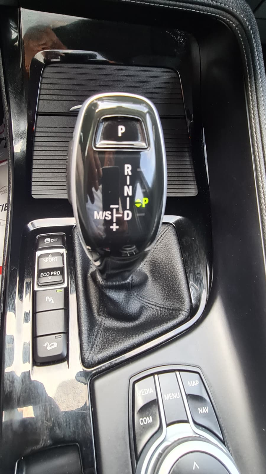 BMW X1 xDrive 18d Steptronic ** Teil-Leder ** Gr-Navi ** RF-Kamera ** Sitzheizung ** PDC V+H ** Frisch Ab MFK & Service **-image-16