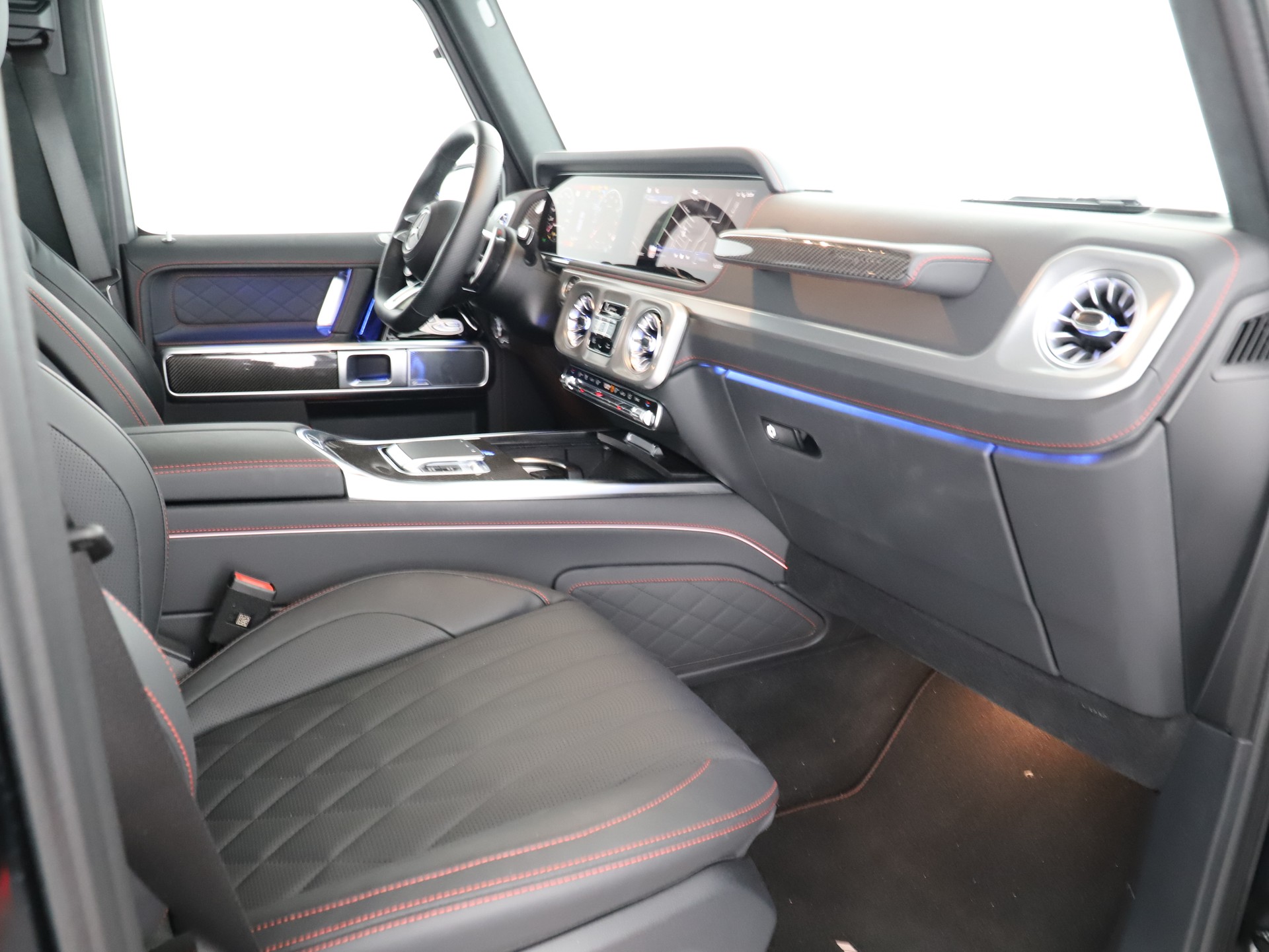 MERCEDES-BENZ G 63 AMG 9G-Tronic-image-8